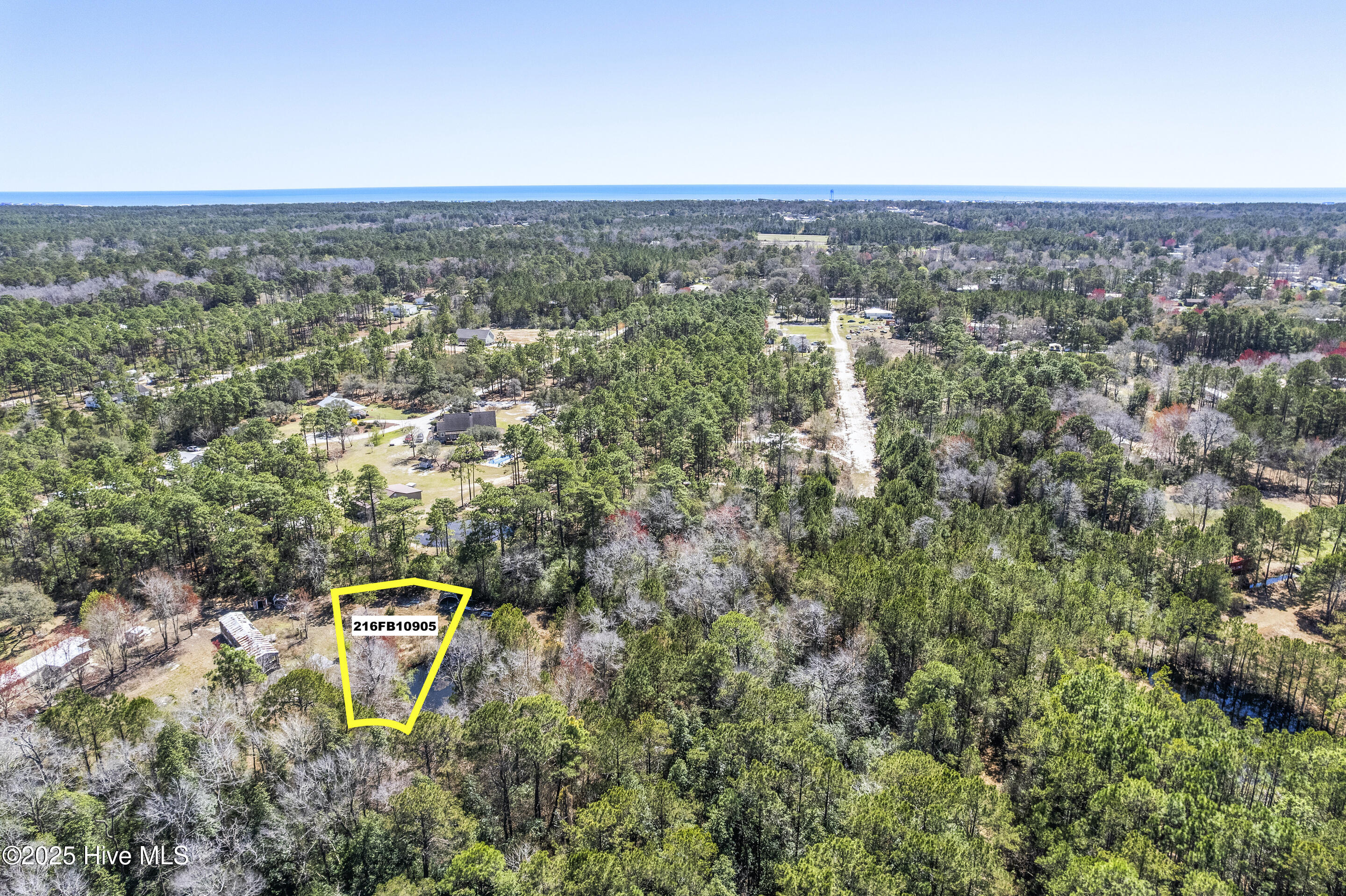 879 Boxwood Lane Property Photo 18