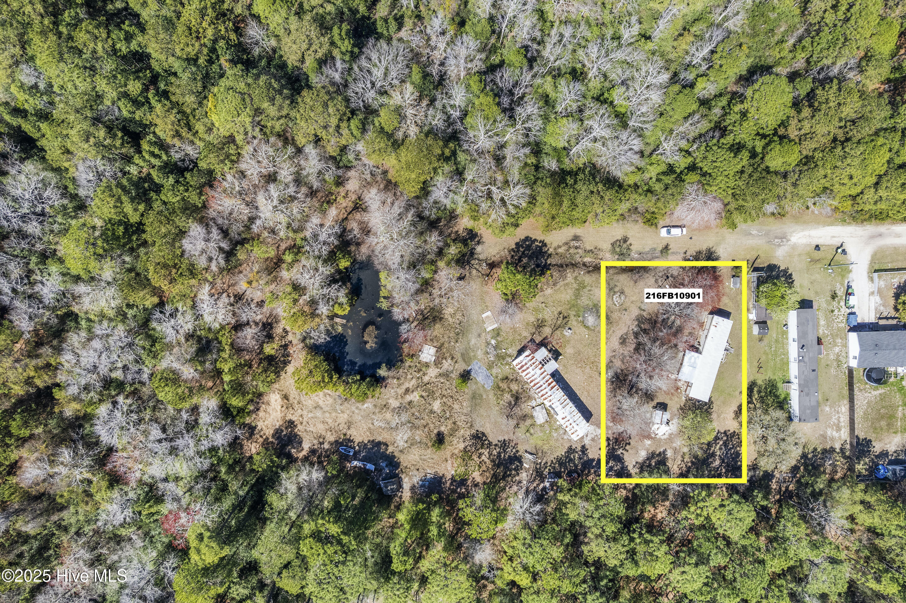879 Boxwood Lane Property Photo 32