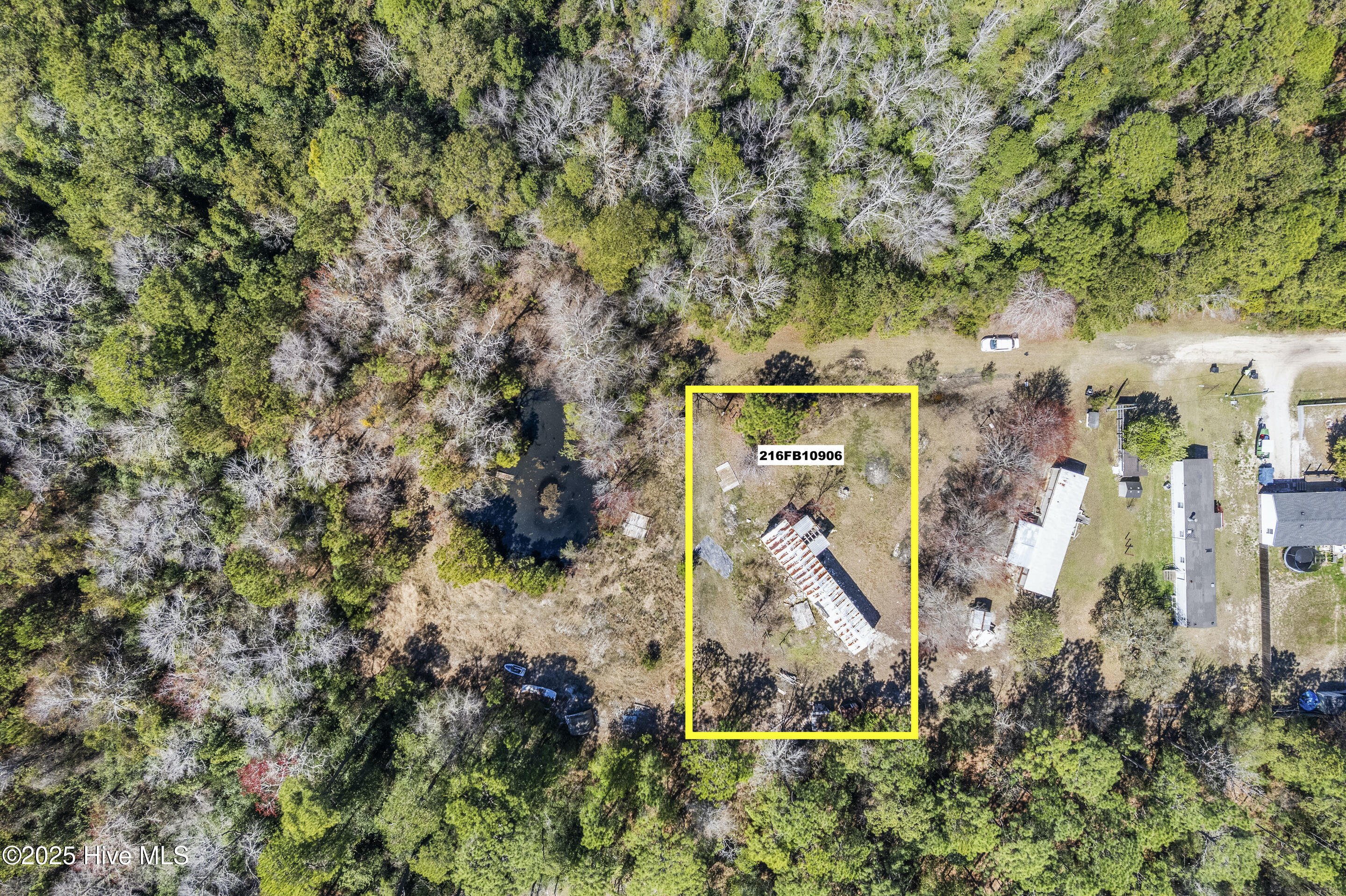 879 Boxwood Lane Property Photo 33