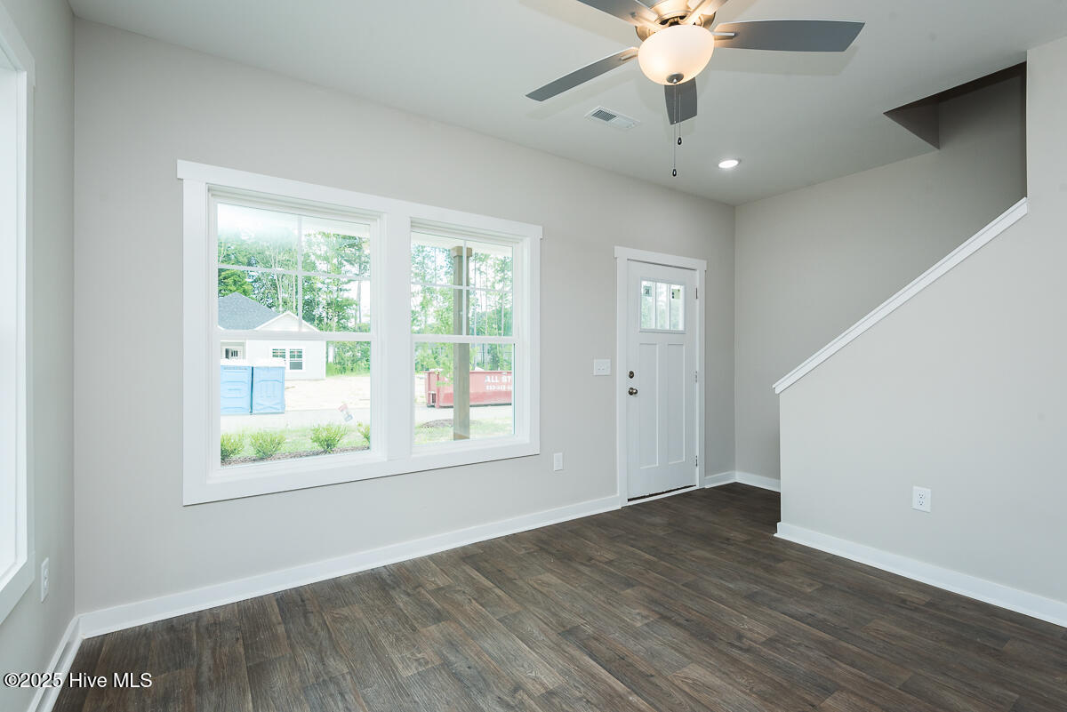136 Ambergate Court Property Photo 8