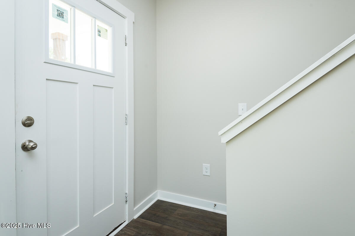 136 Ambergate Court Property Photo 9