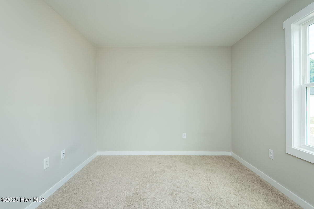136 Ambergate Court Property Photo 11