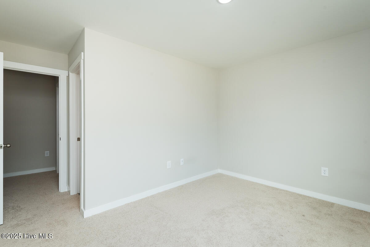 136 Ambergate Court Property Photo 12