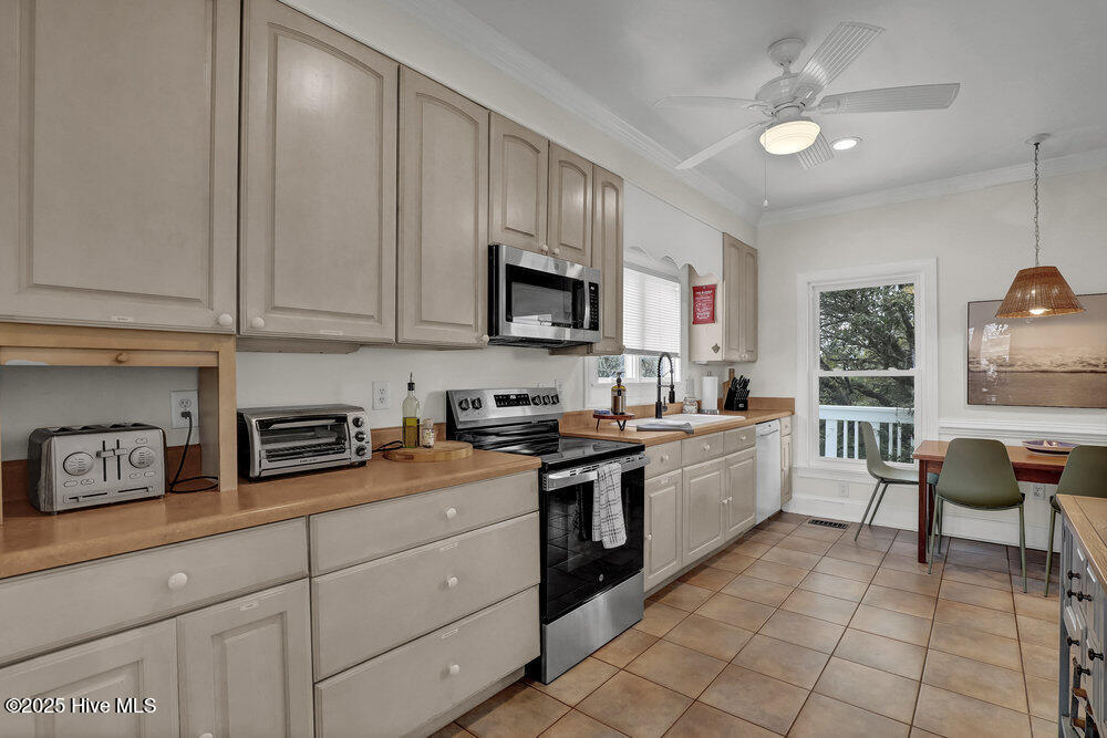 149 Old Village Lane Property Photo 14