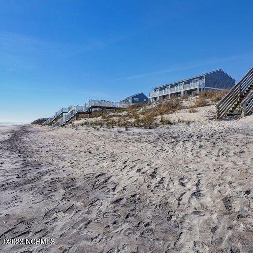 1404 New River Inlet Road Property Photo 10
