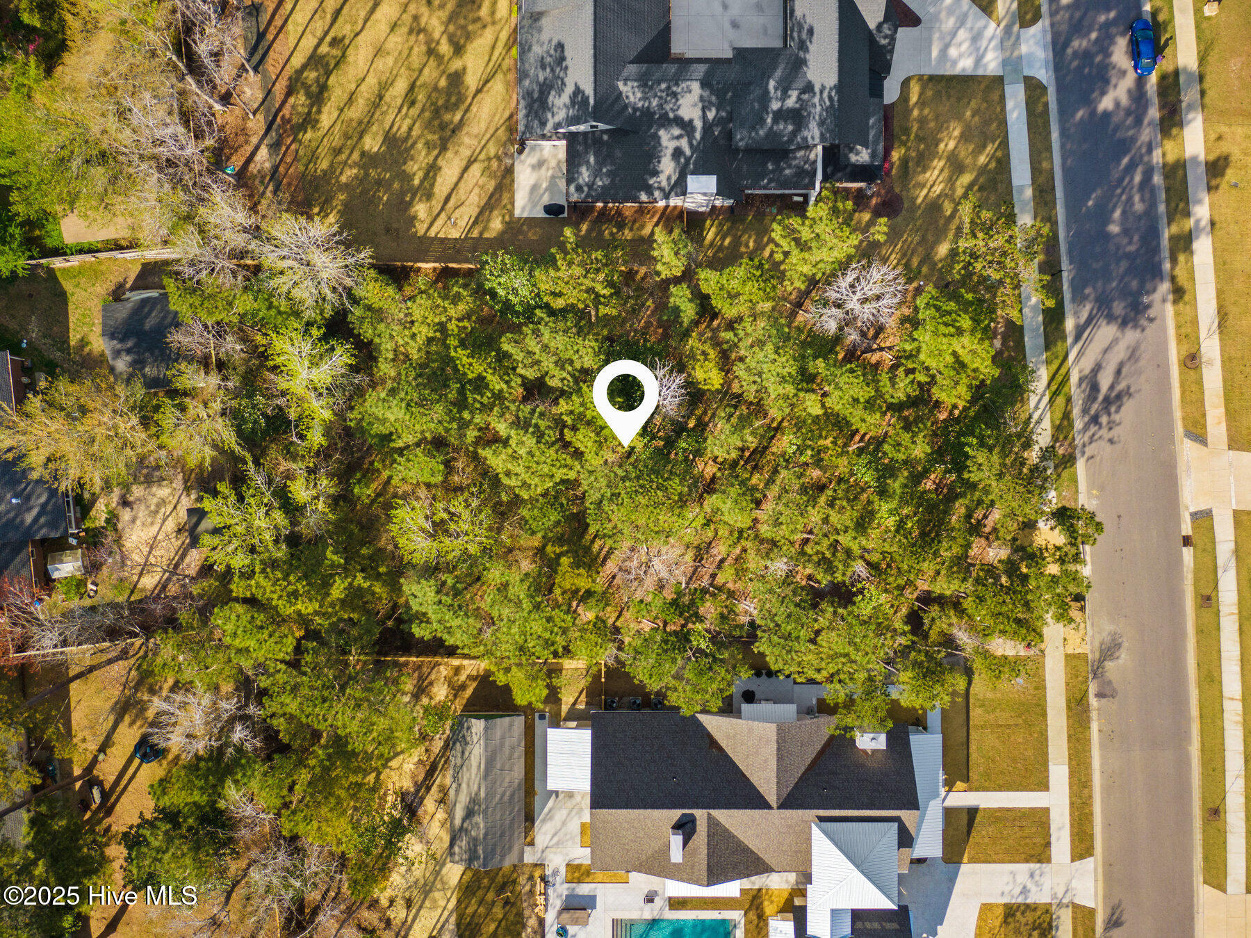 412 E Blackbeard Road Property Photo 6