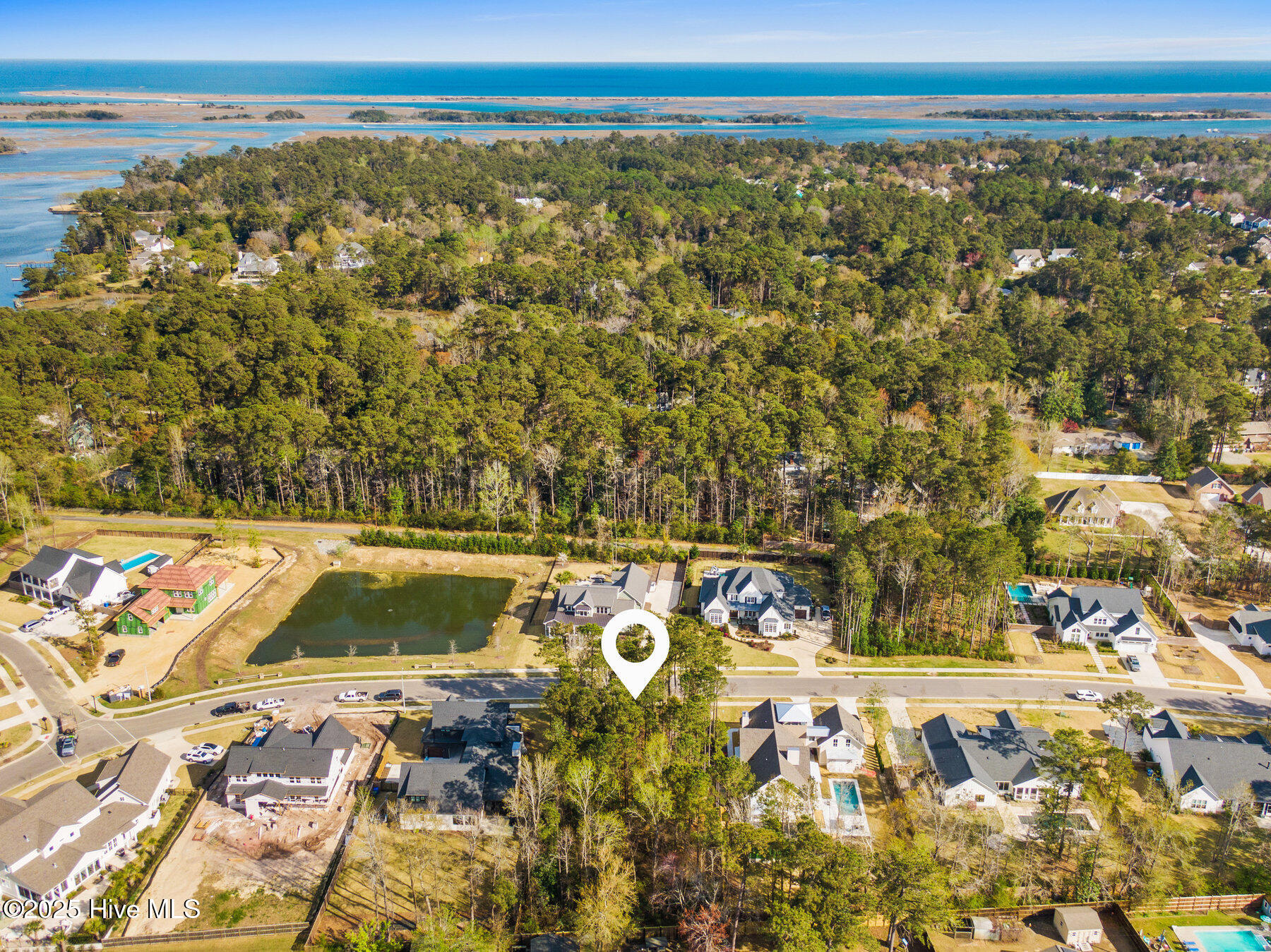 412 E Blackbeard Road Property Photo 8