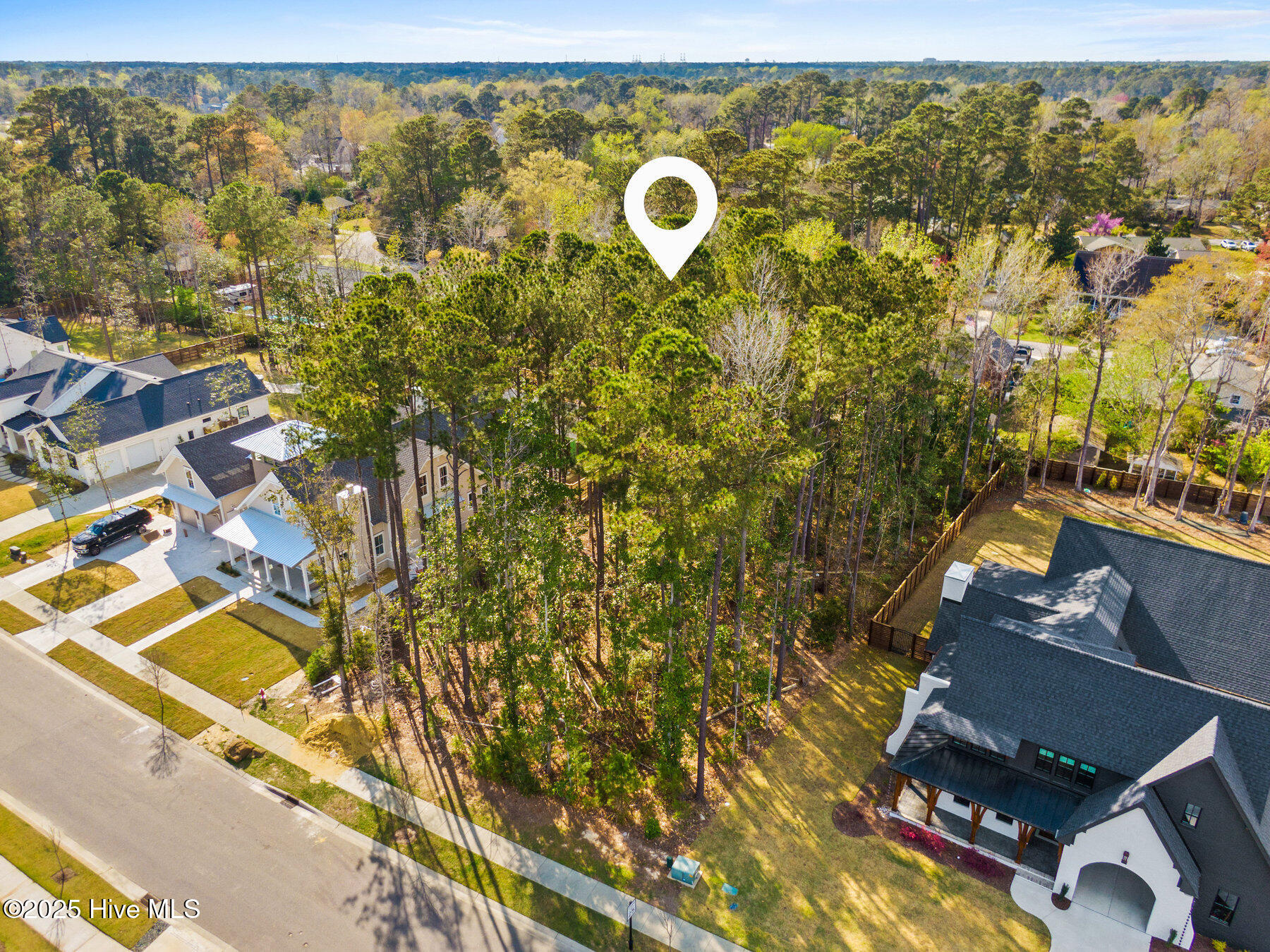 412 E Blackbeard Road Property Photo 11