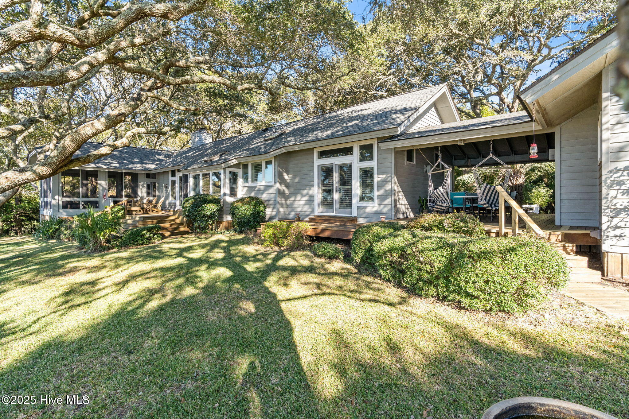 3521 Windy Point Road Property Photo 1