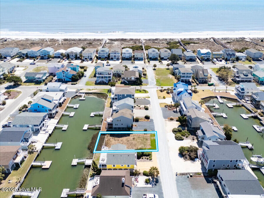 425 Dolphin Street Property Photo 3