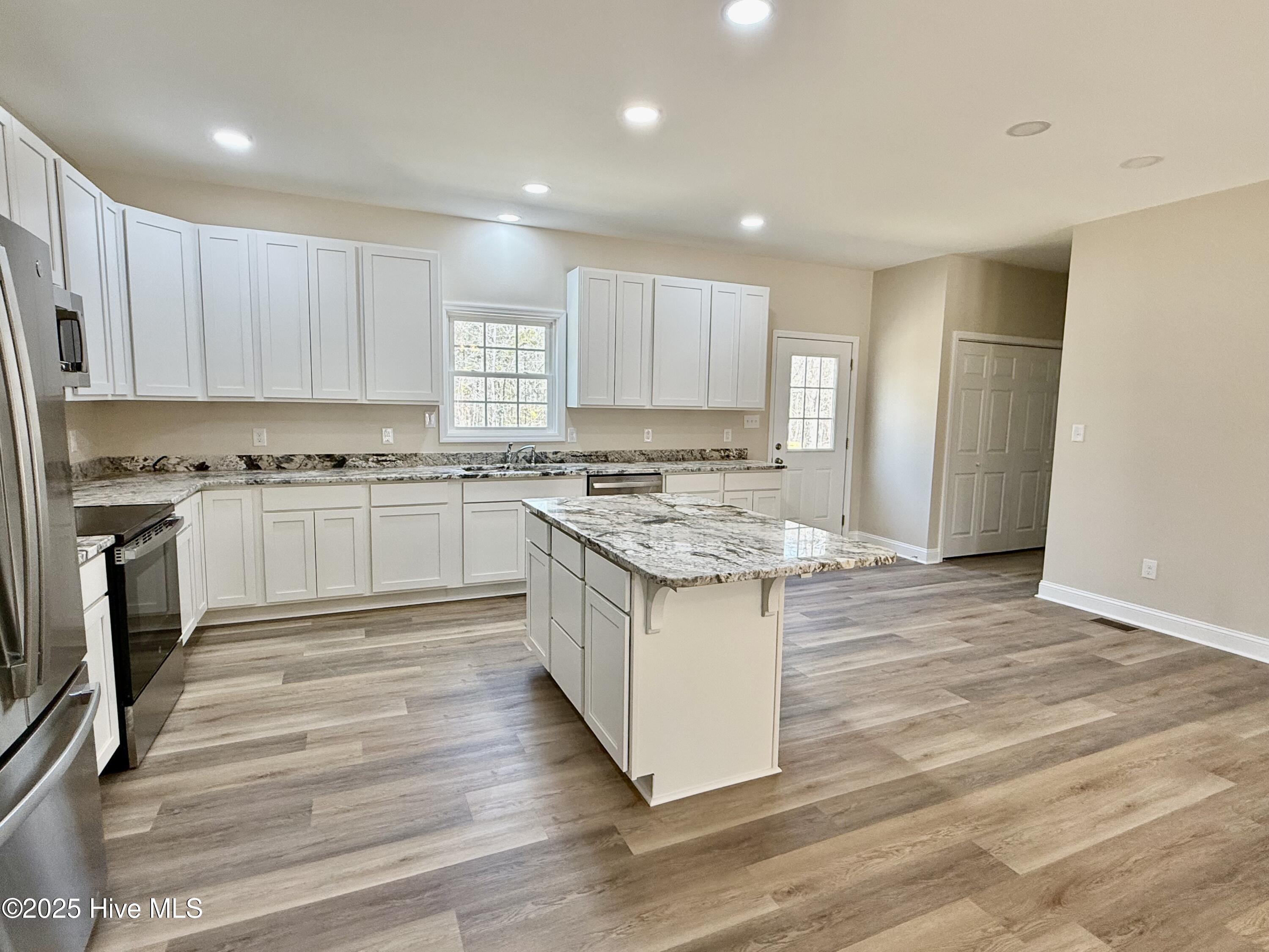 2411 Old Aberdeen Road Property Photo 3