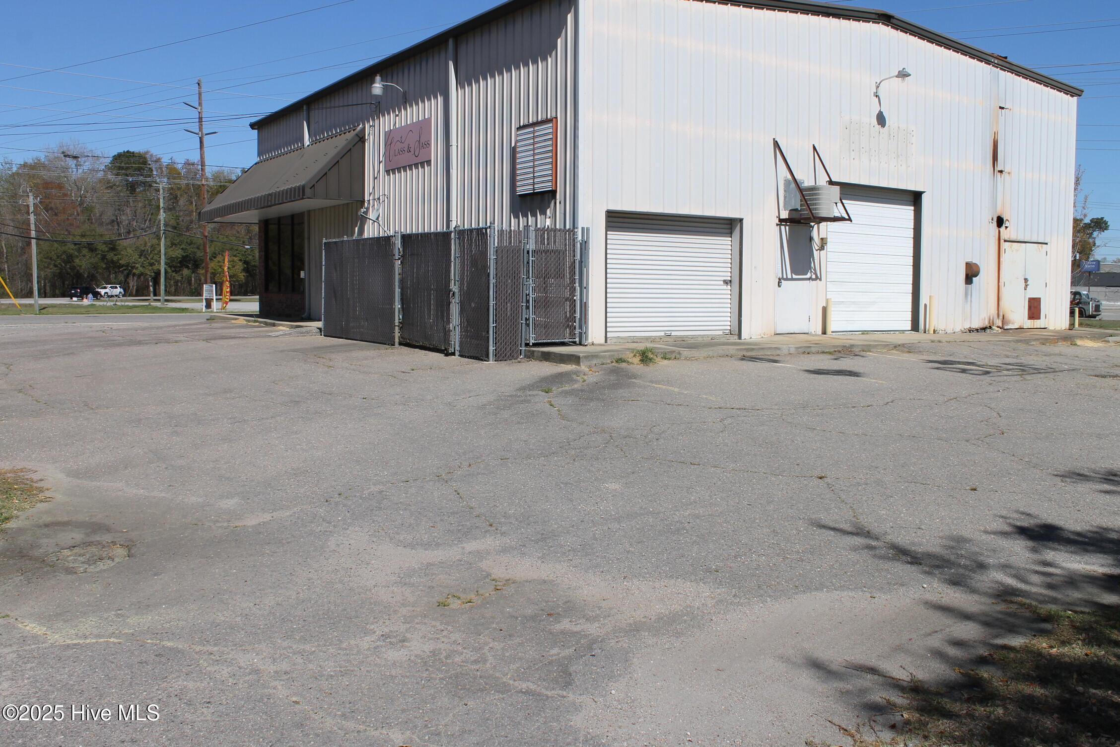 1041 S Madison Street Property Photo 5