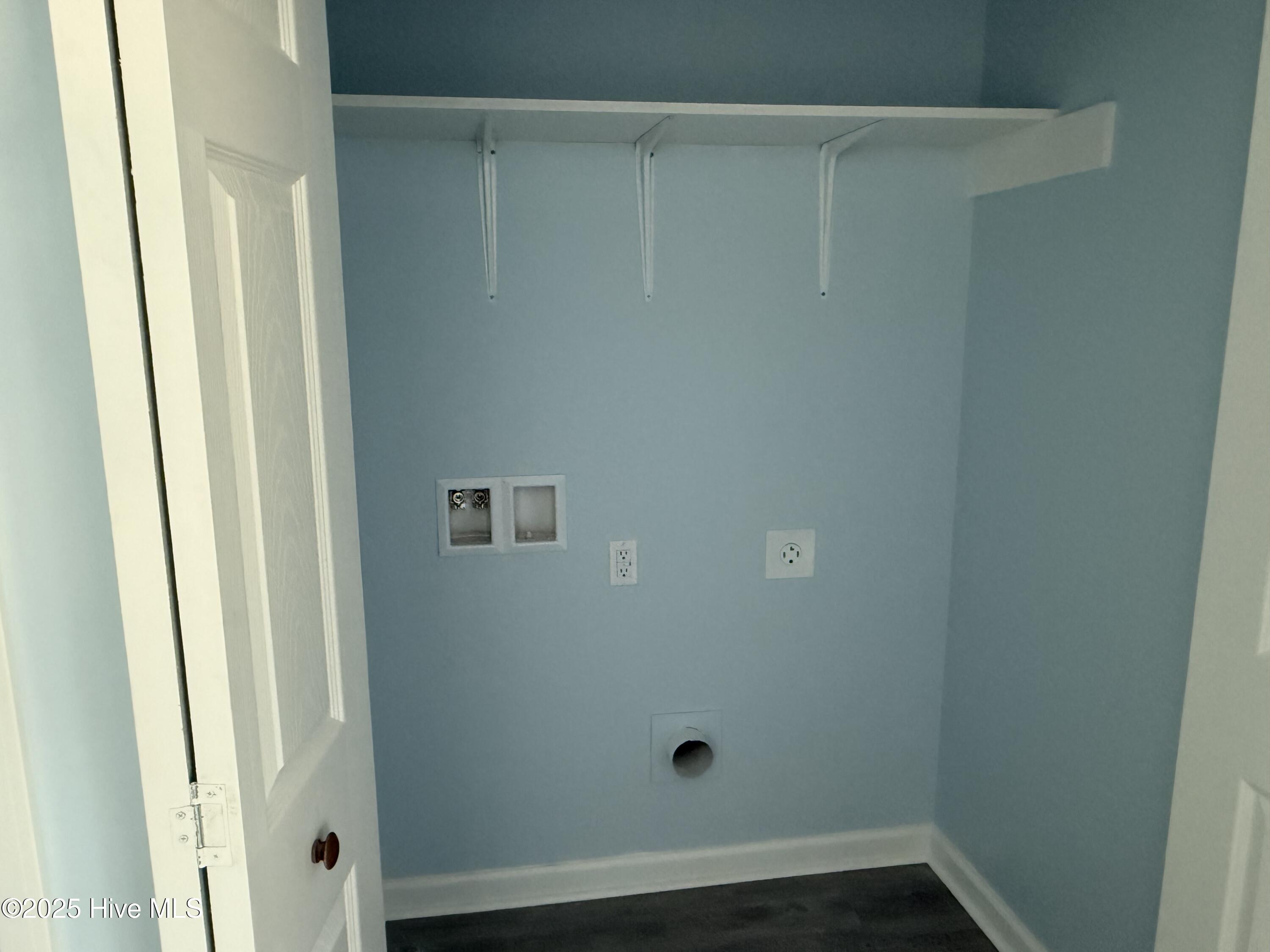 360 Oak Street Property Photo 15