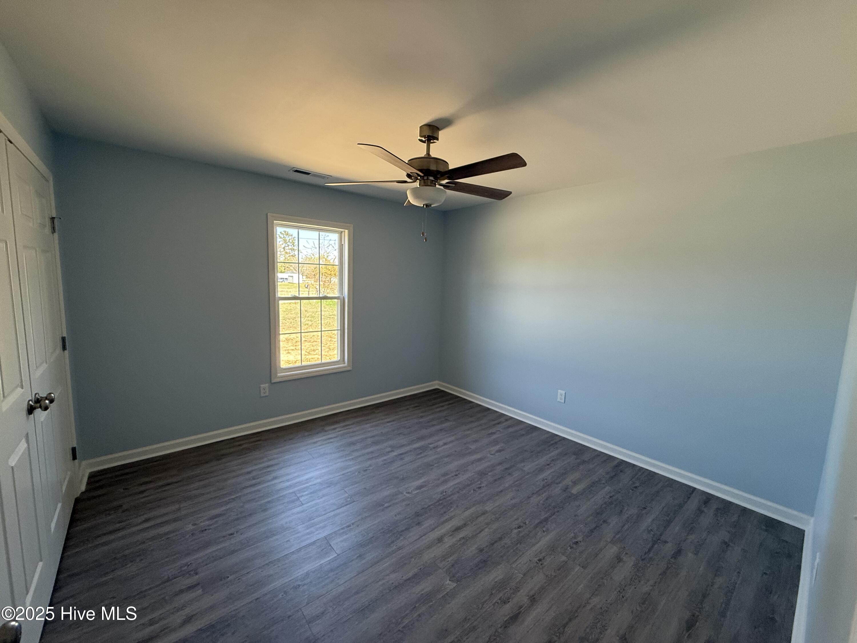 360 Oak Street Property Photo 18