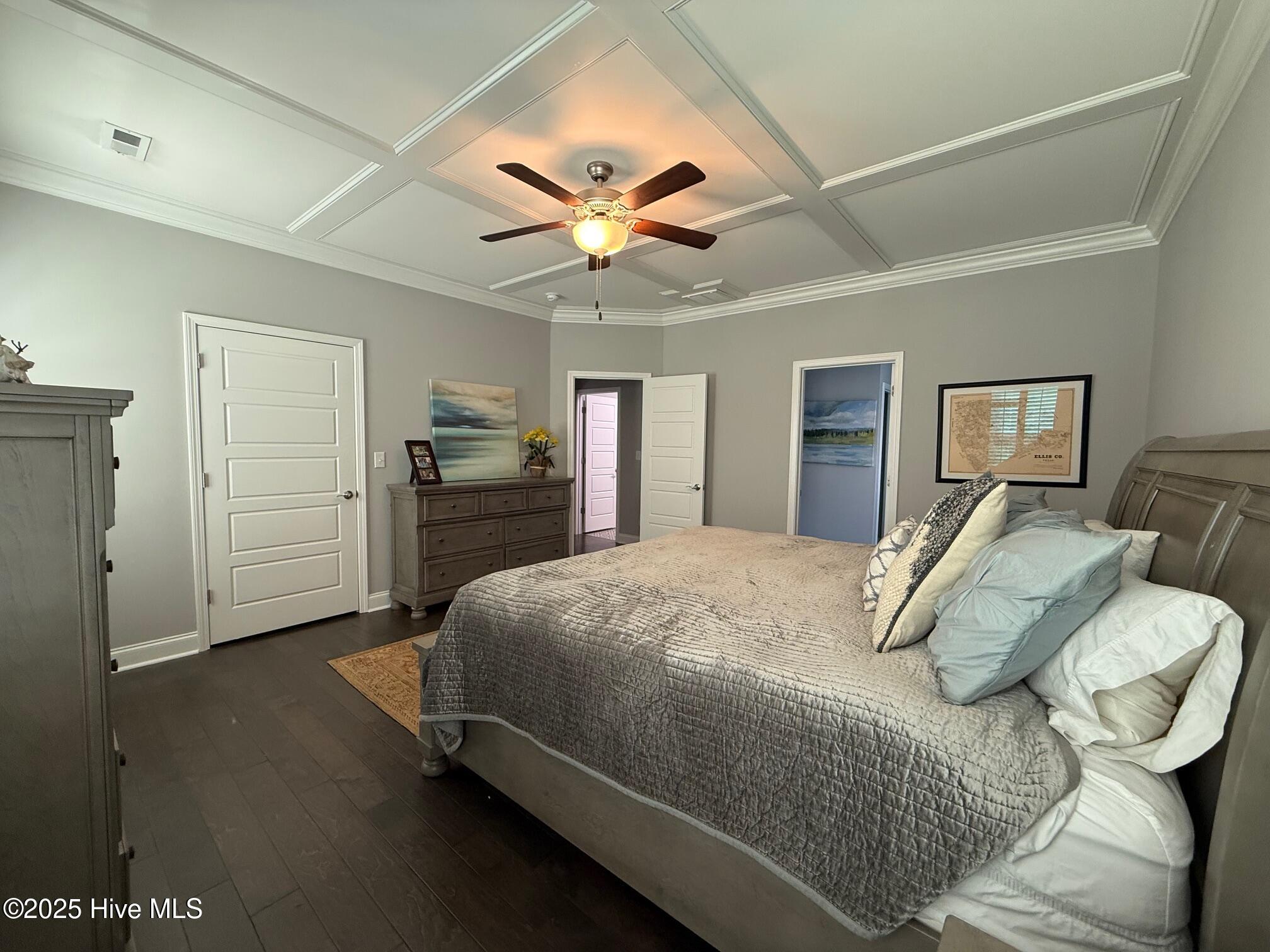 2901 Fernley Court . Property Photo 8