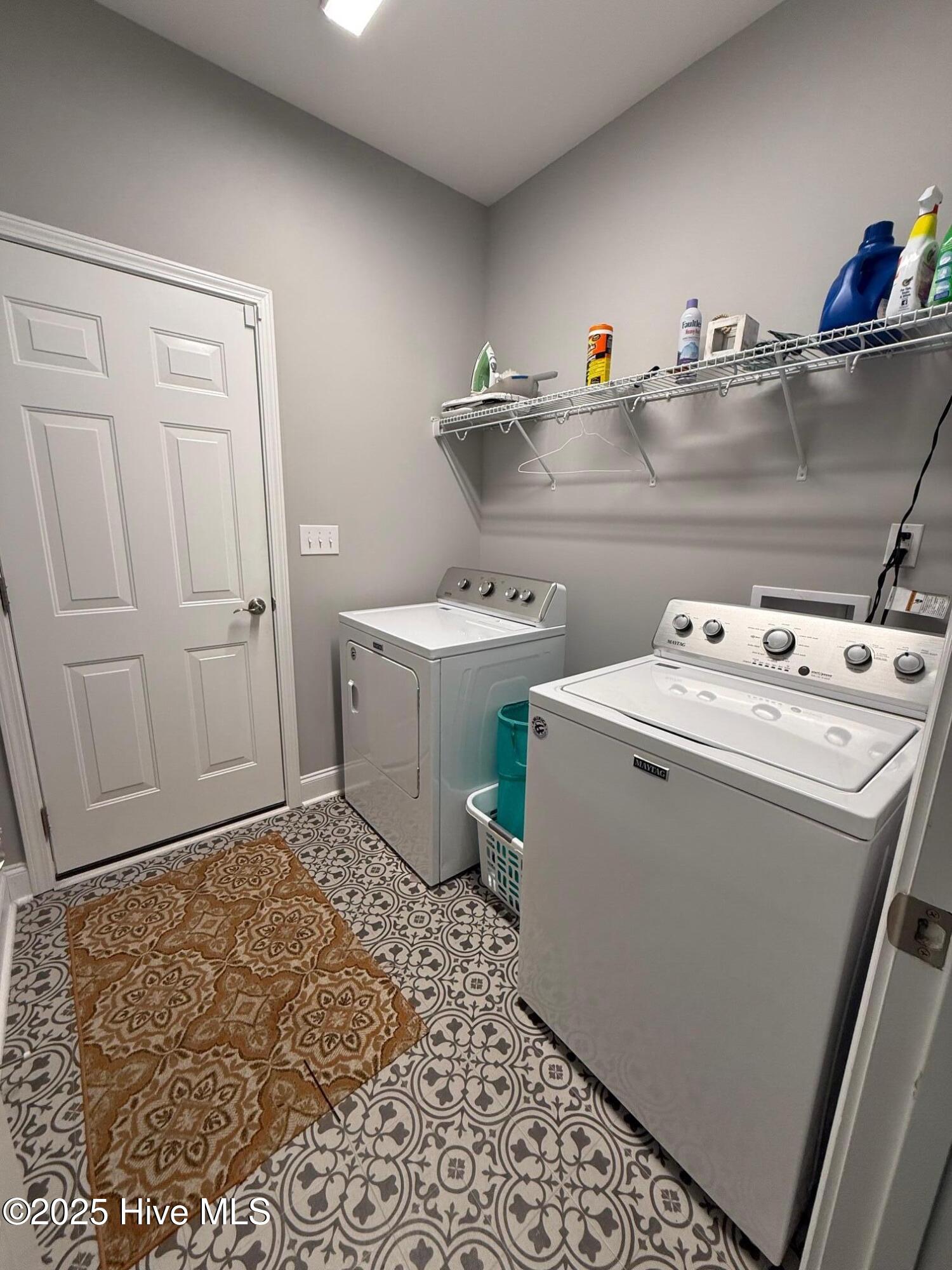 2901 Fernley Court . Property Photo 11