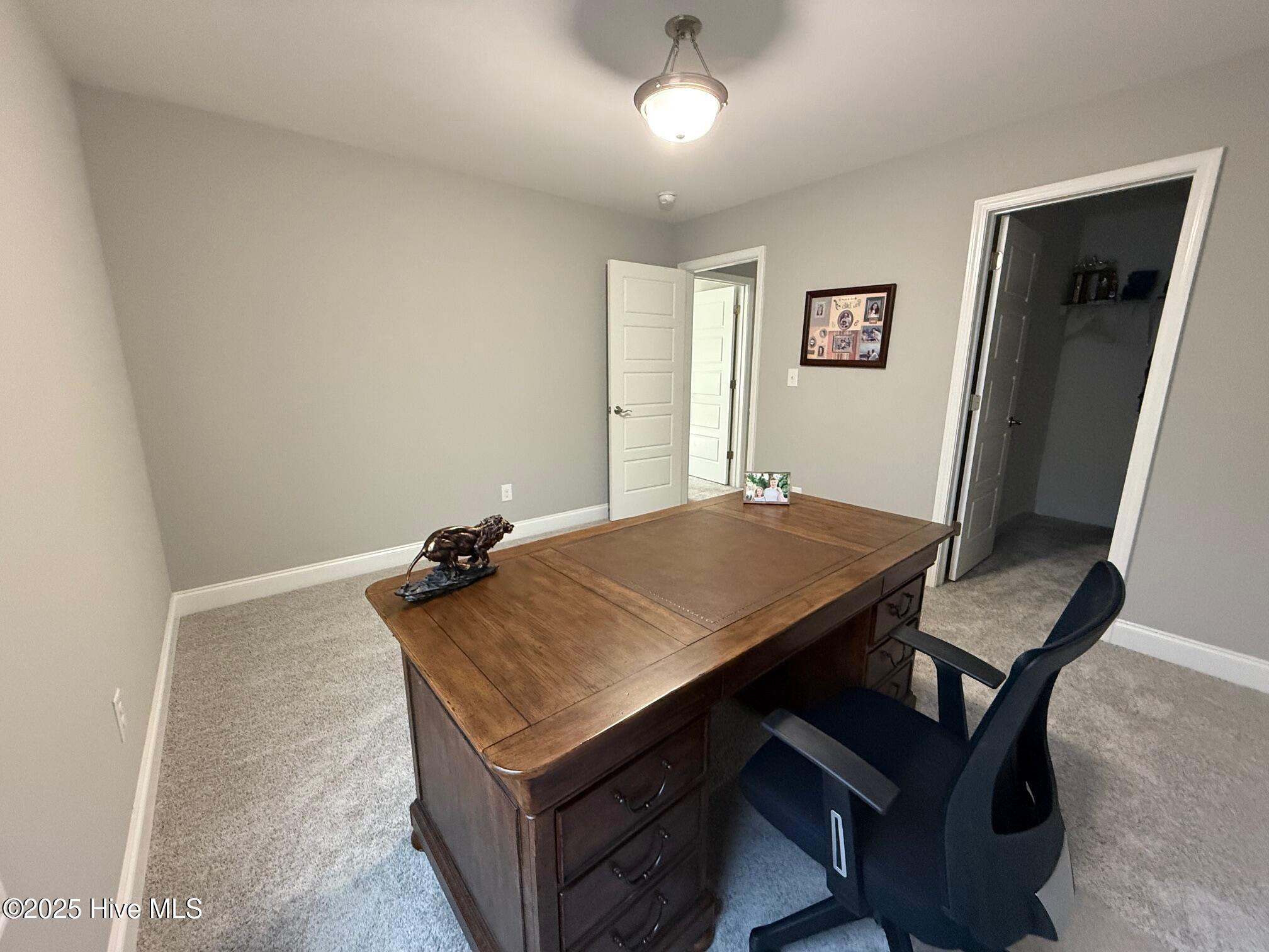 2901 Fernley Court . Property Photo 15