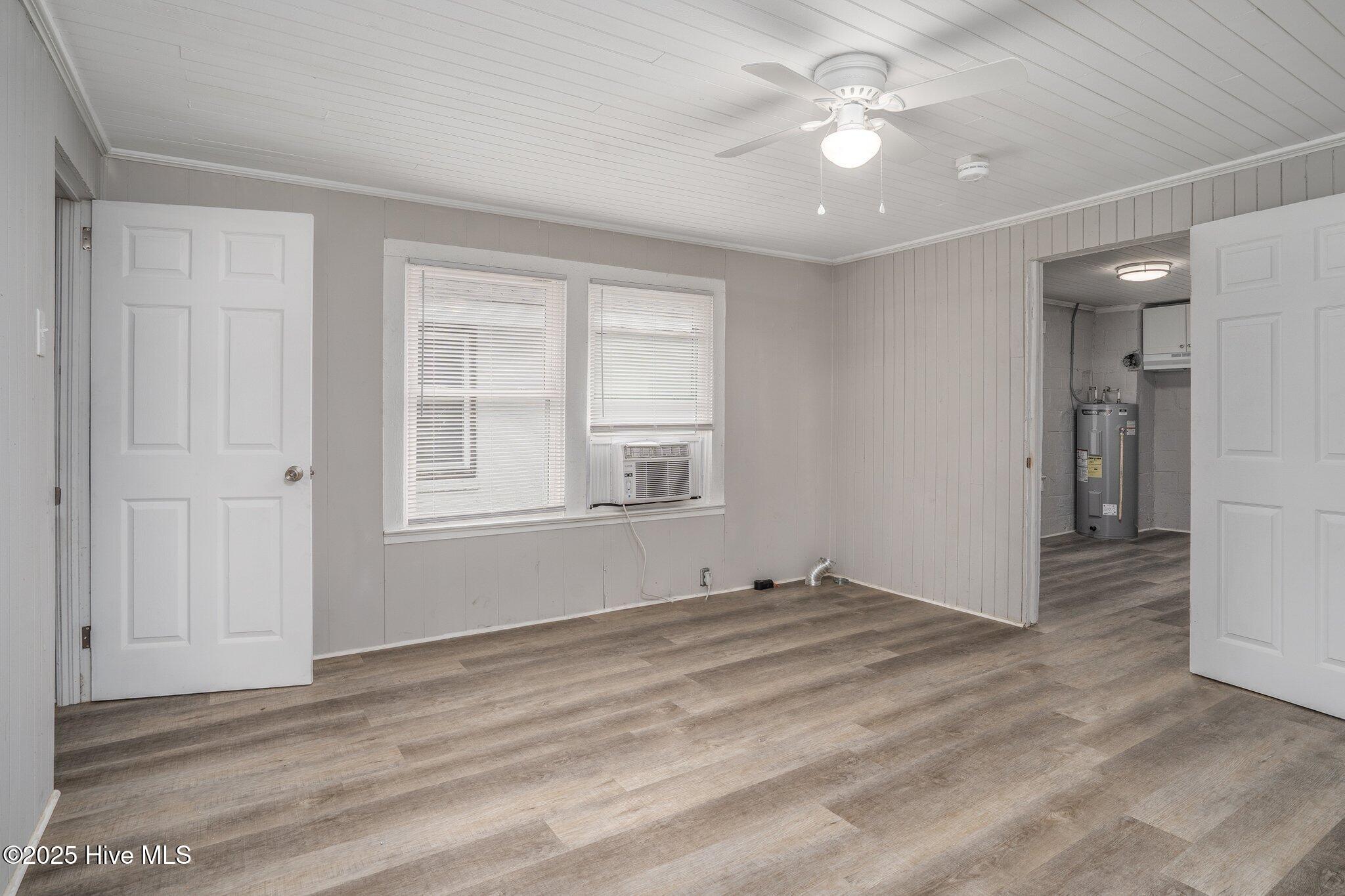 1502 Coleman Street Property Photo 22