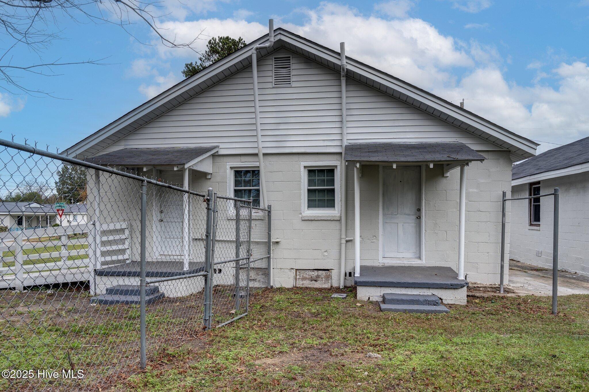 1502 Coleman Street Property Photo 28