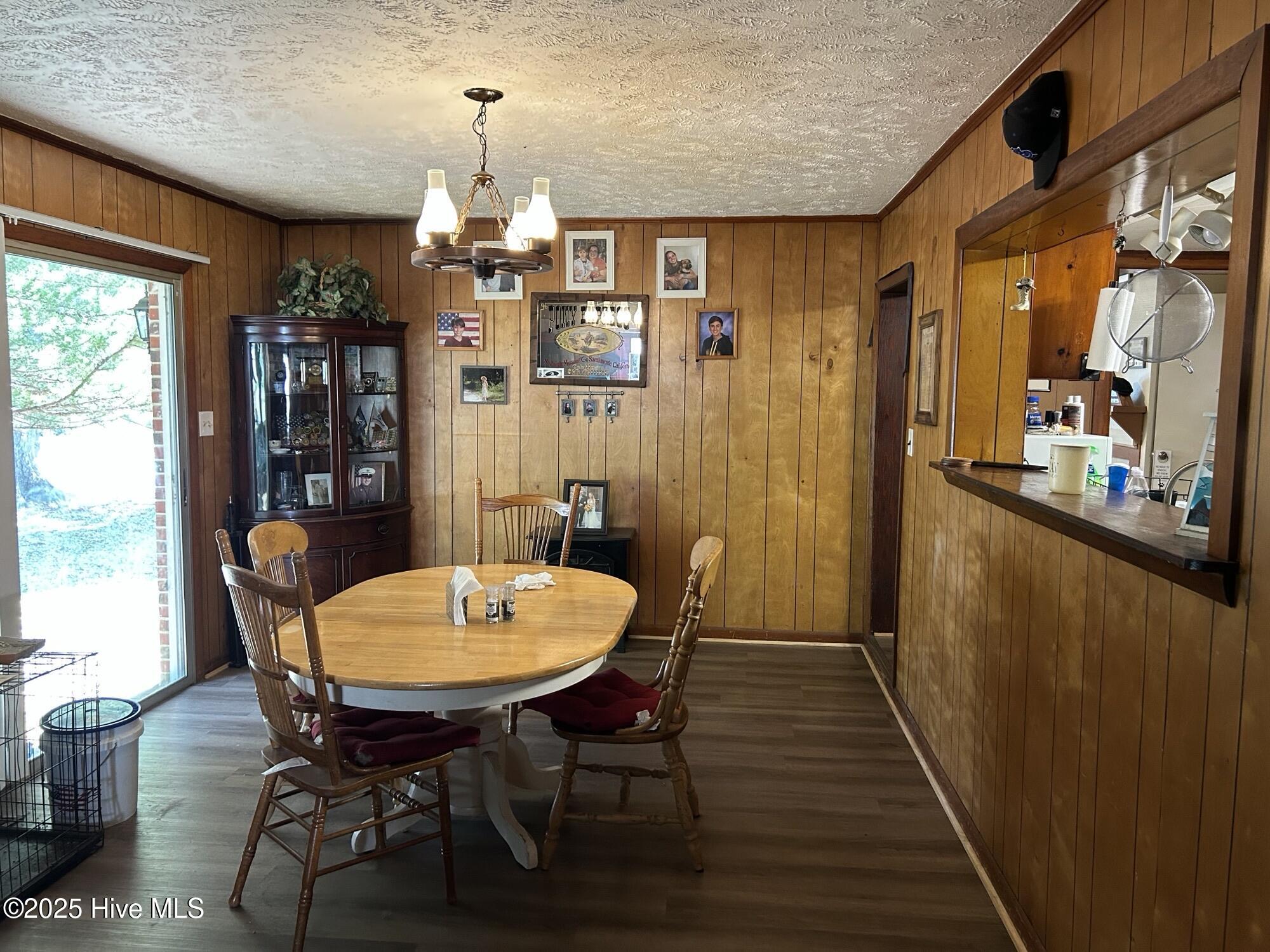 201 2nd Street Property Photo 3