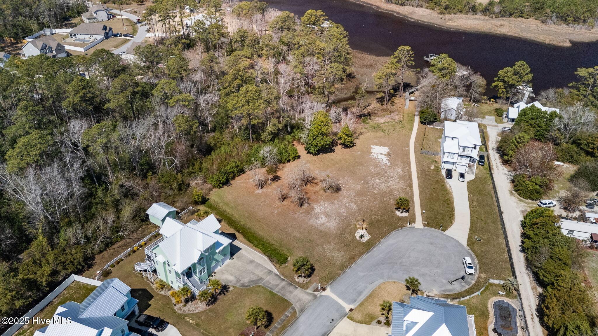 111 Key West Lane Property Photo 3
