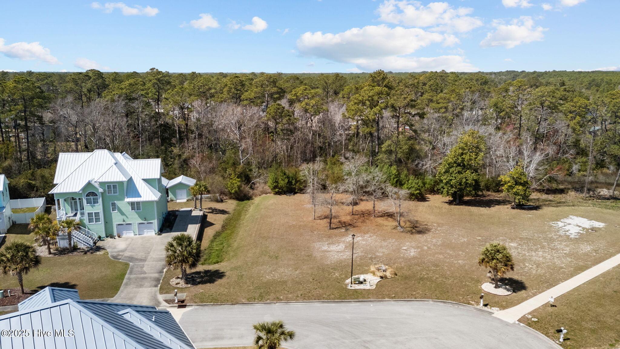 111 Key West Lane Property Photo 4