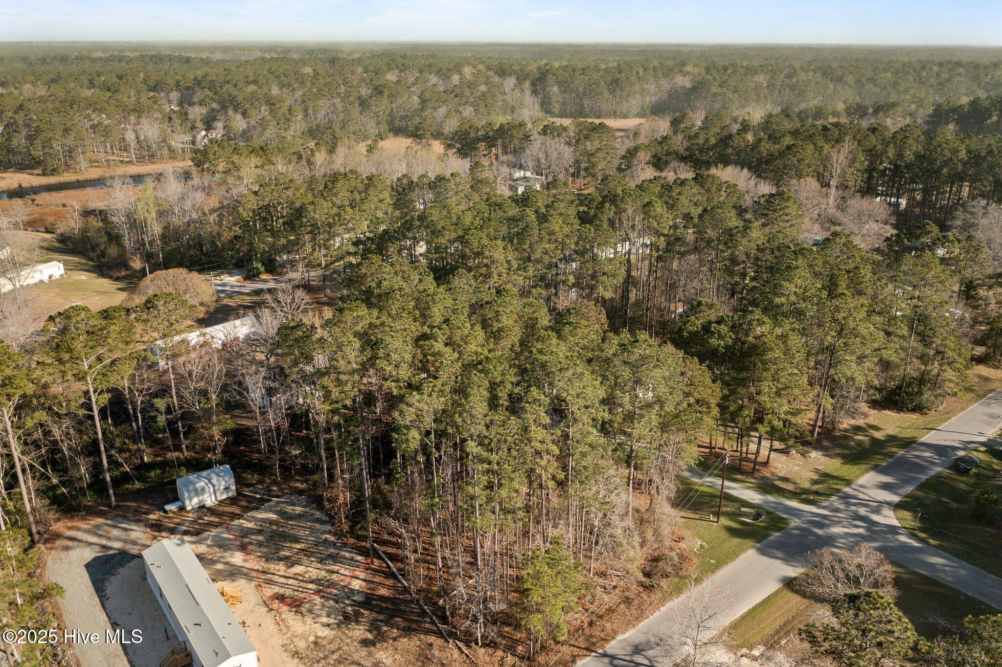 400 Stoneybrook Drive Property Photo 5