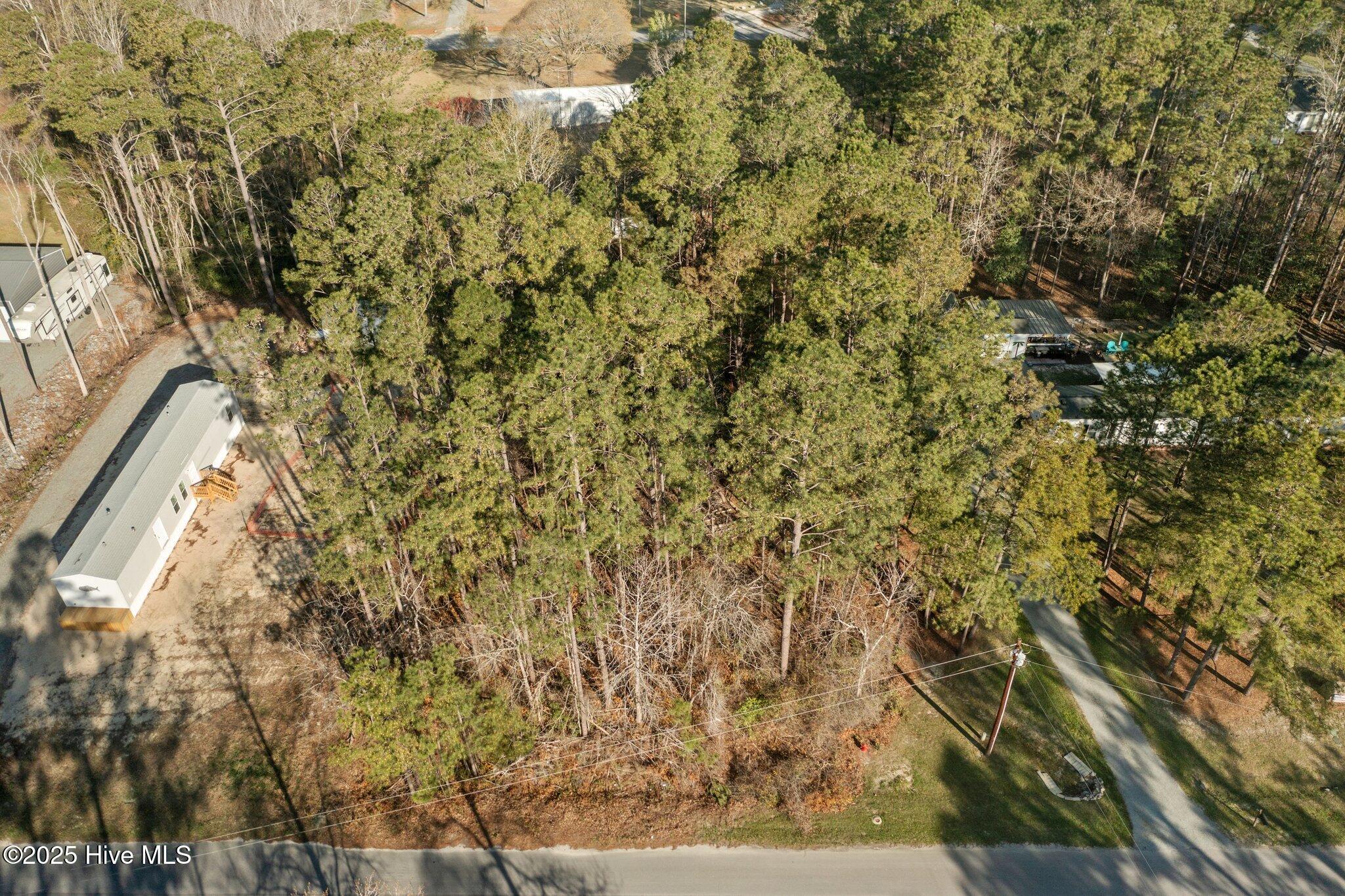 400 Stoneybrook Drive Property Photo 7
