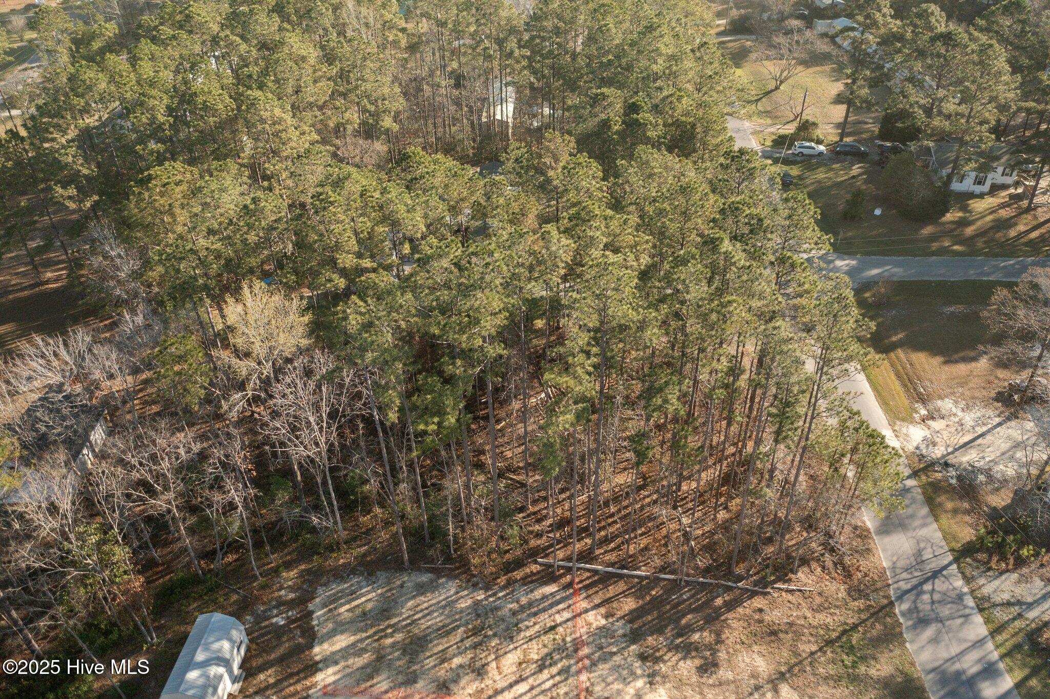 400 Stoneybrook Drive Property Photo 9