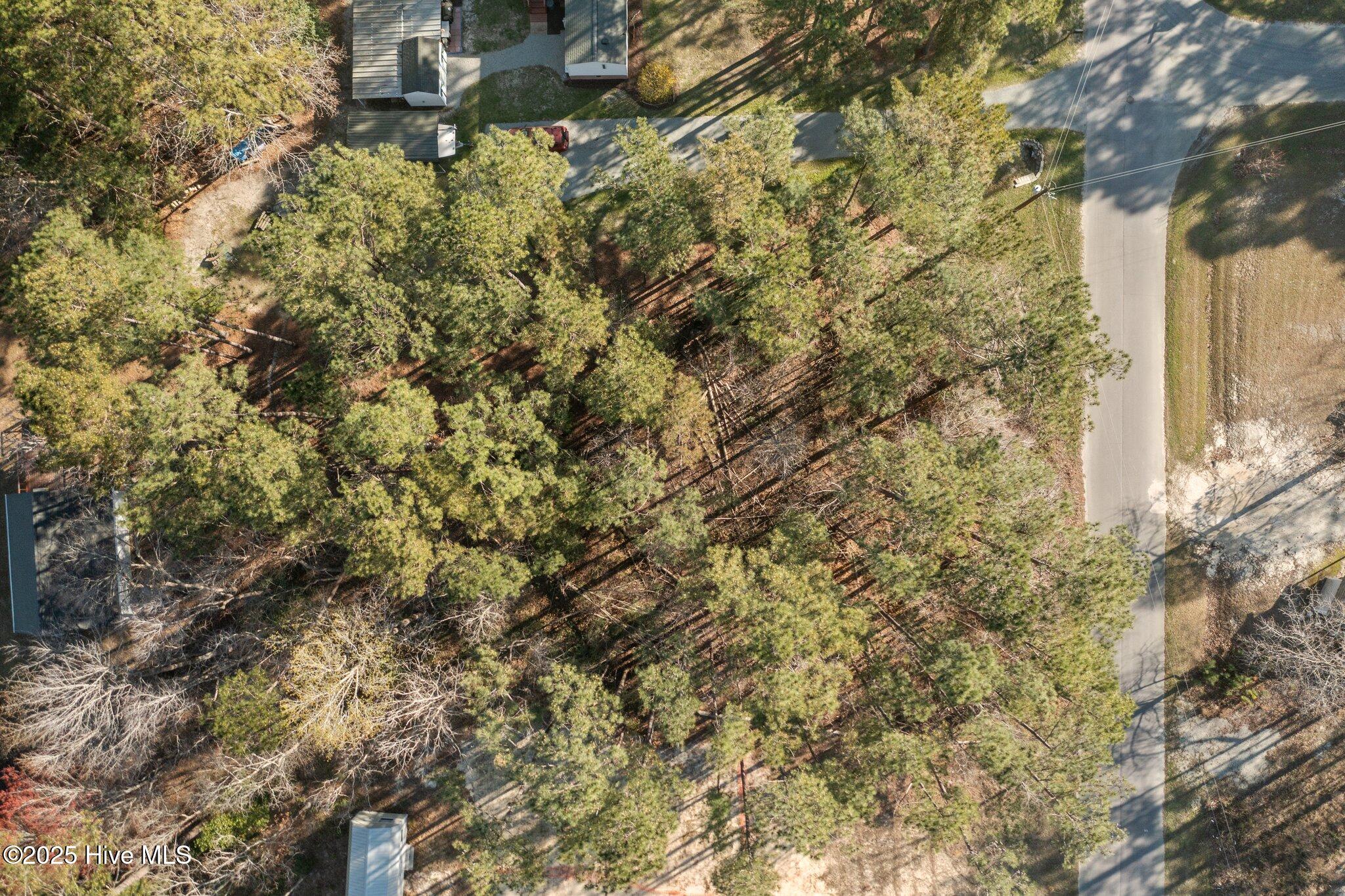 400 Stoneybrook Drive Property Photo 11