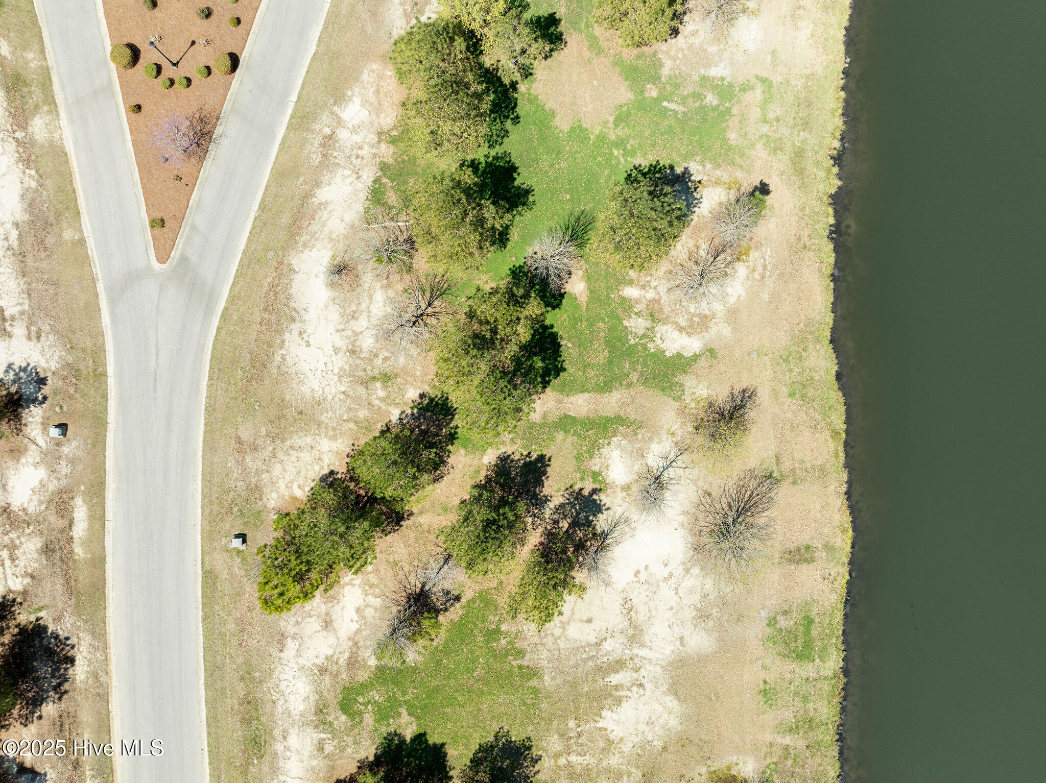 148 Legacy Point Property Photo 9