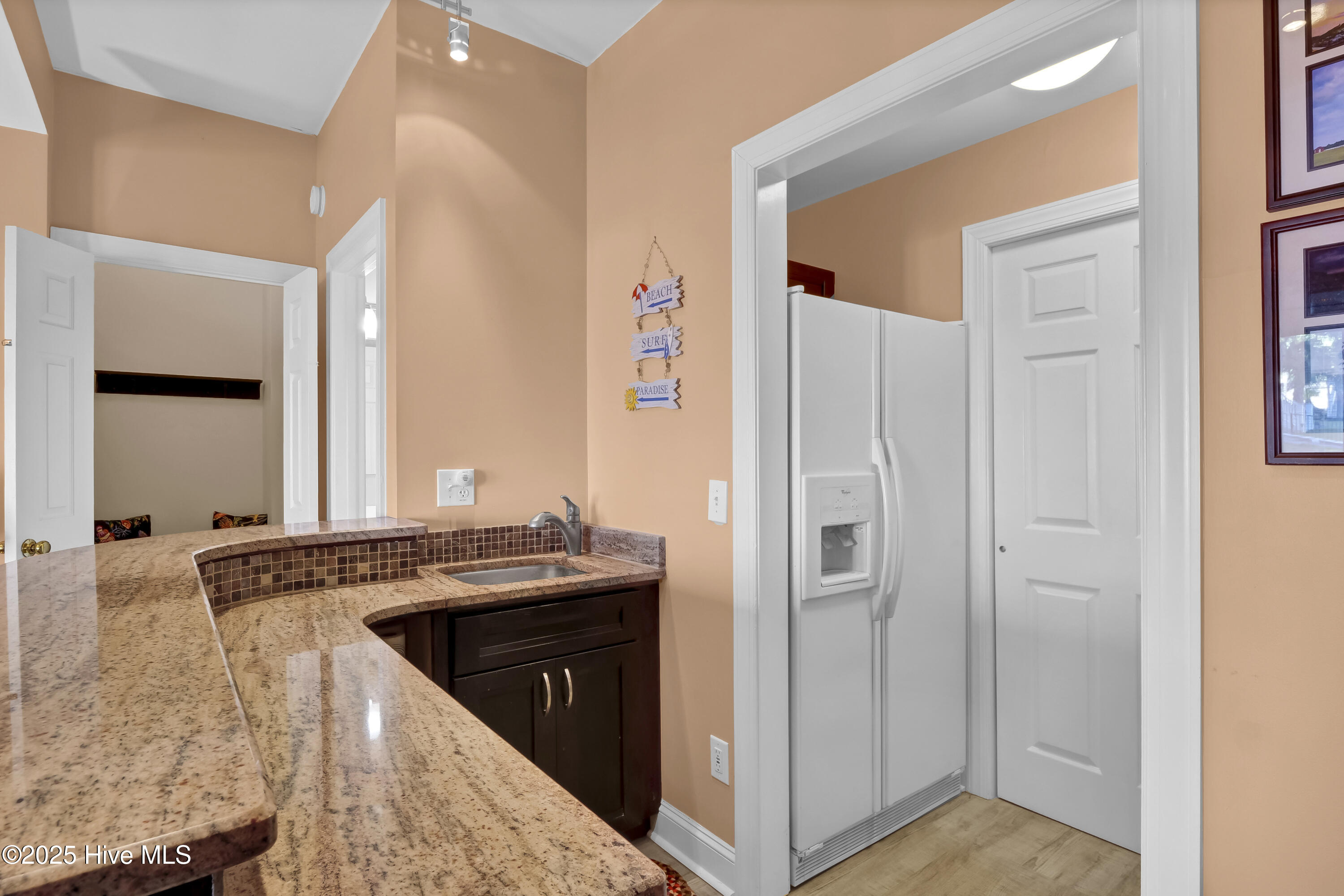 1001 Waterview Place Property Photo 40