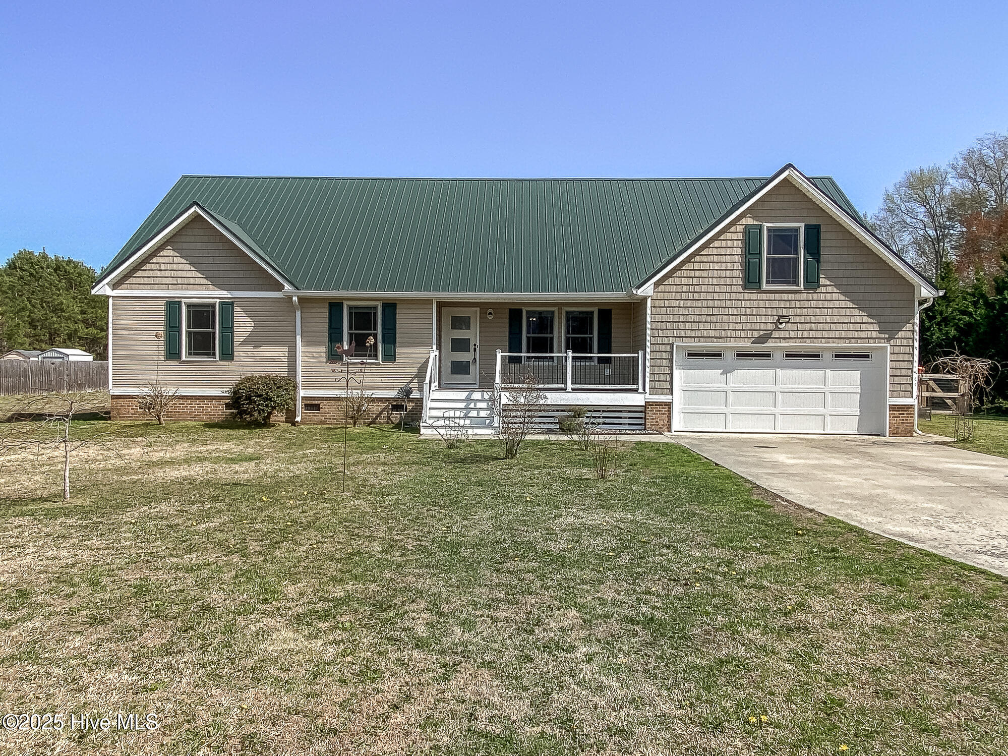 375 Nw Backwoods Road Property Photo