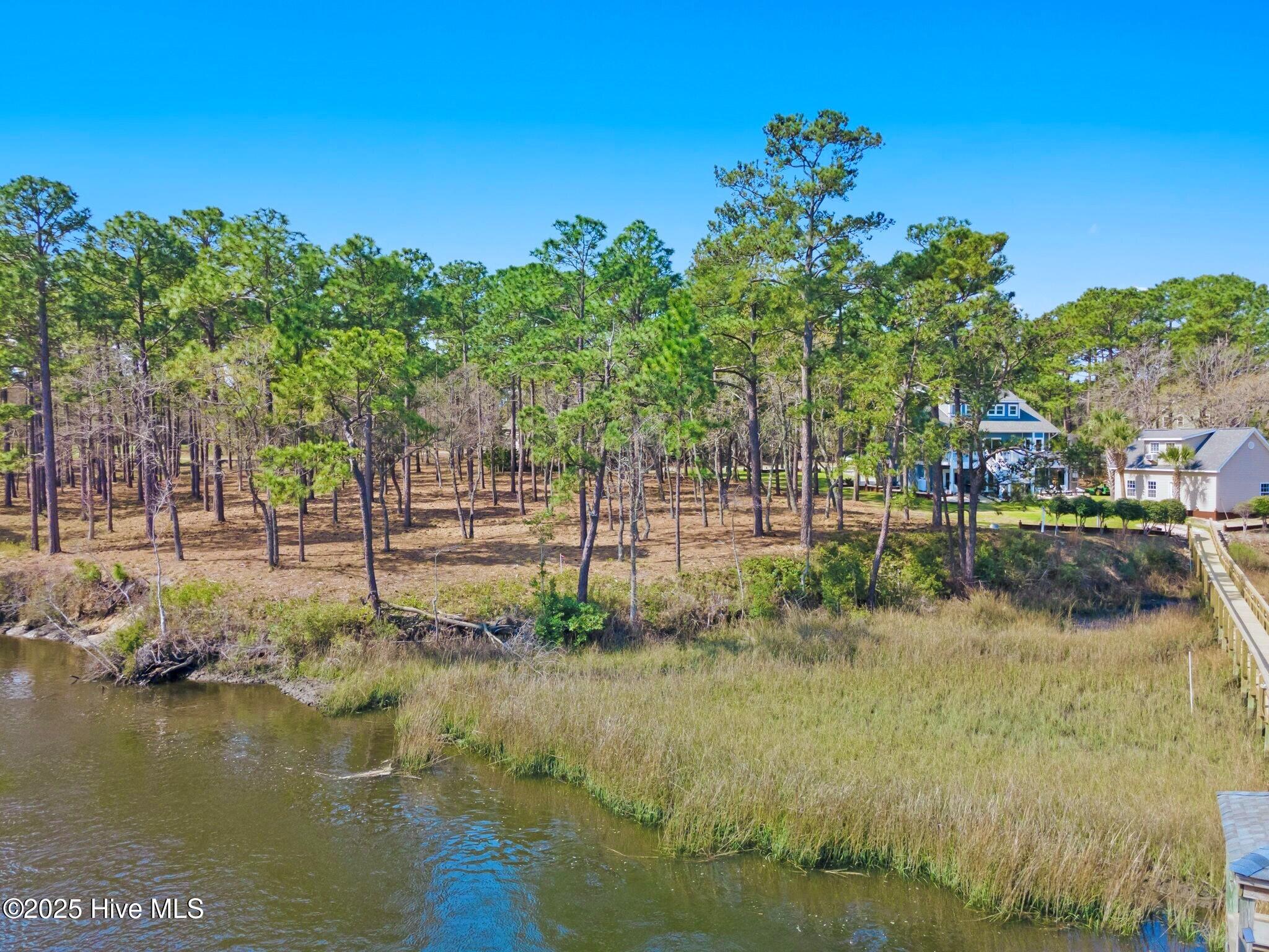 693 Lightwood Lane Property Photo 3