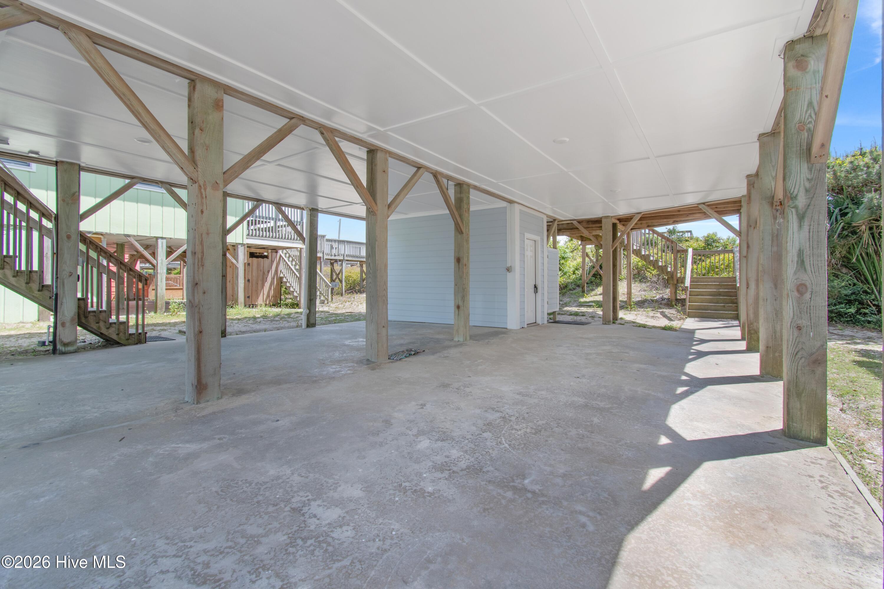 1097 Ocean Boulevard W Property Photo 12