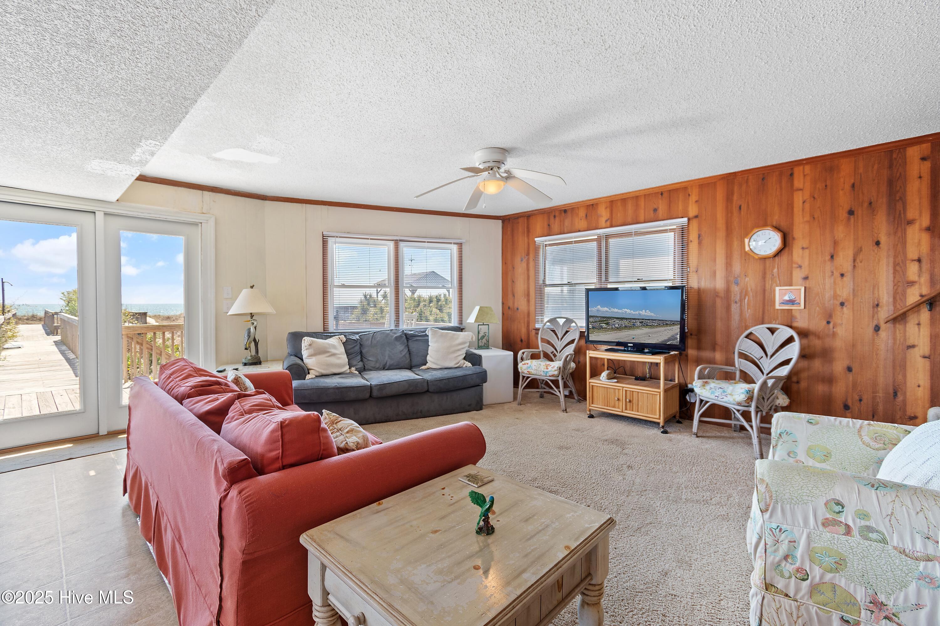 1097 Ocean Boulevard W Property Photo 18