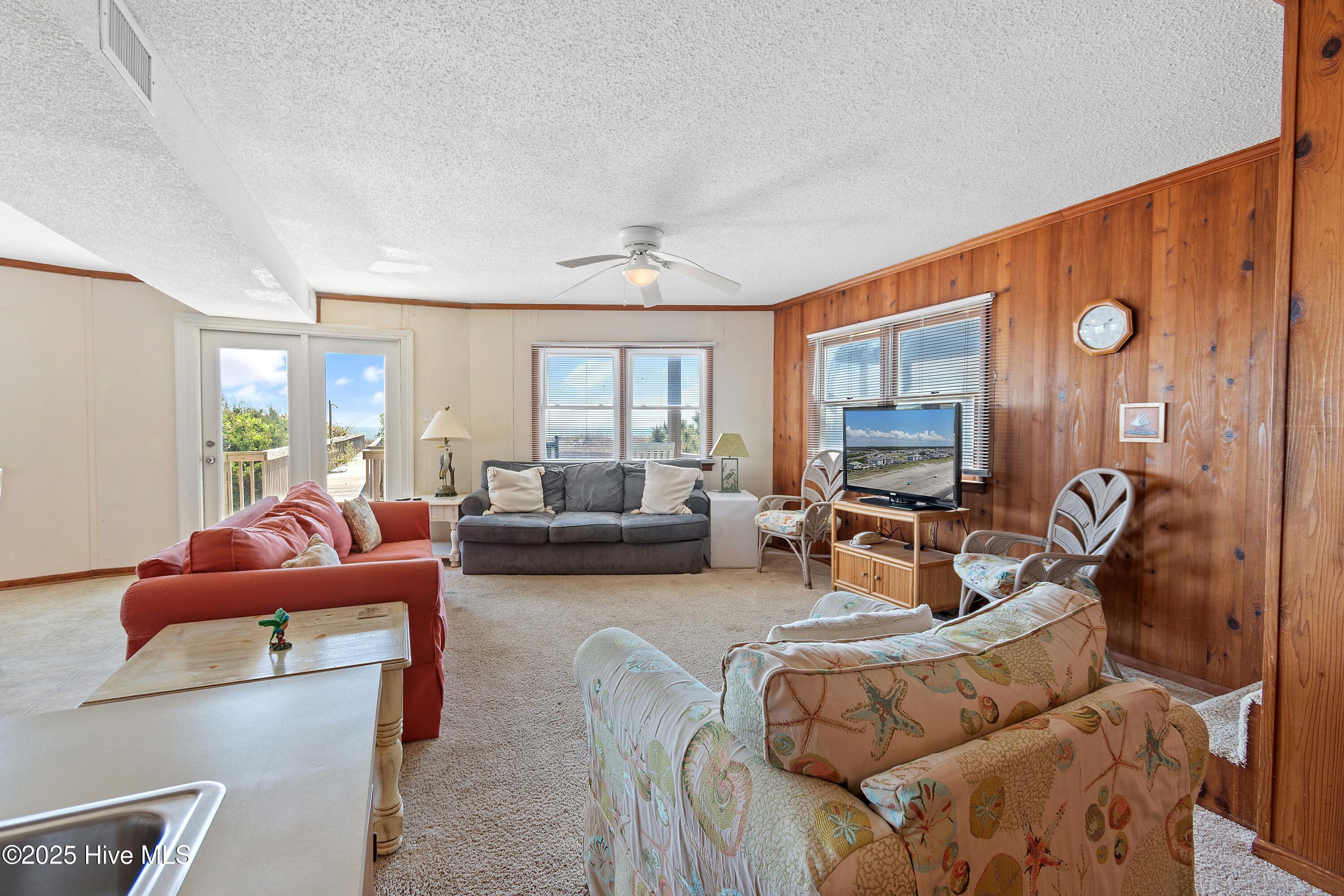 1097 Ocean Boulevard W Property Photo 19