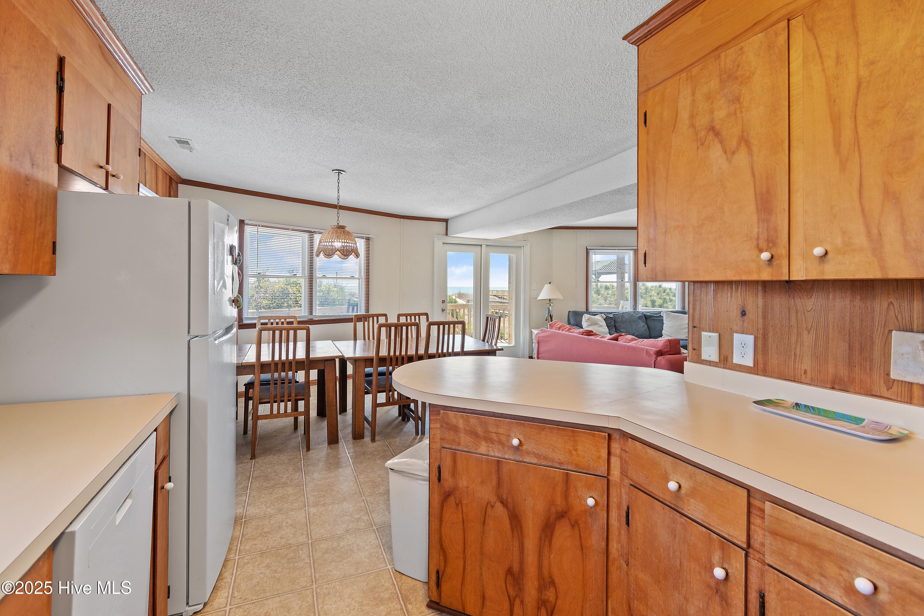 1097 Ocean Boulevard W Property Photo 26