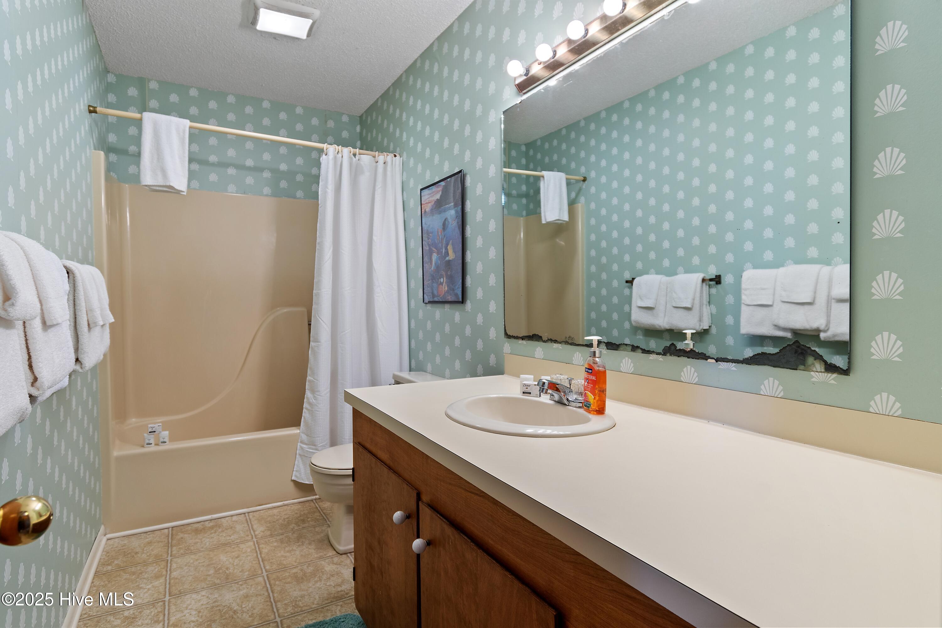 1097 Ocean Boulevard W Property Photo 37