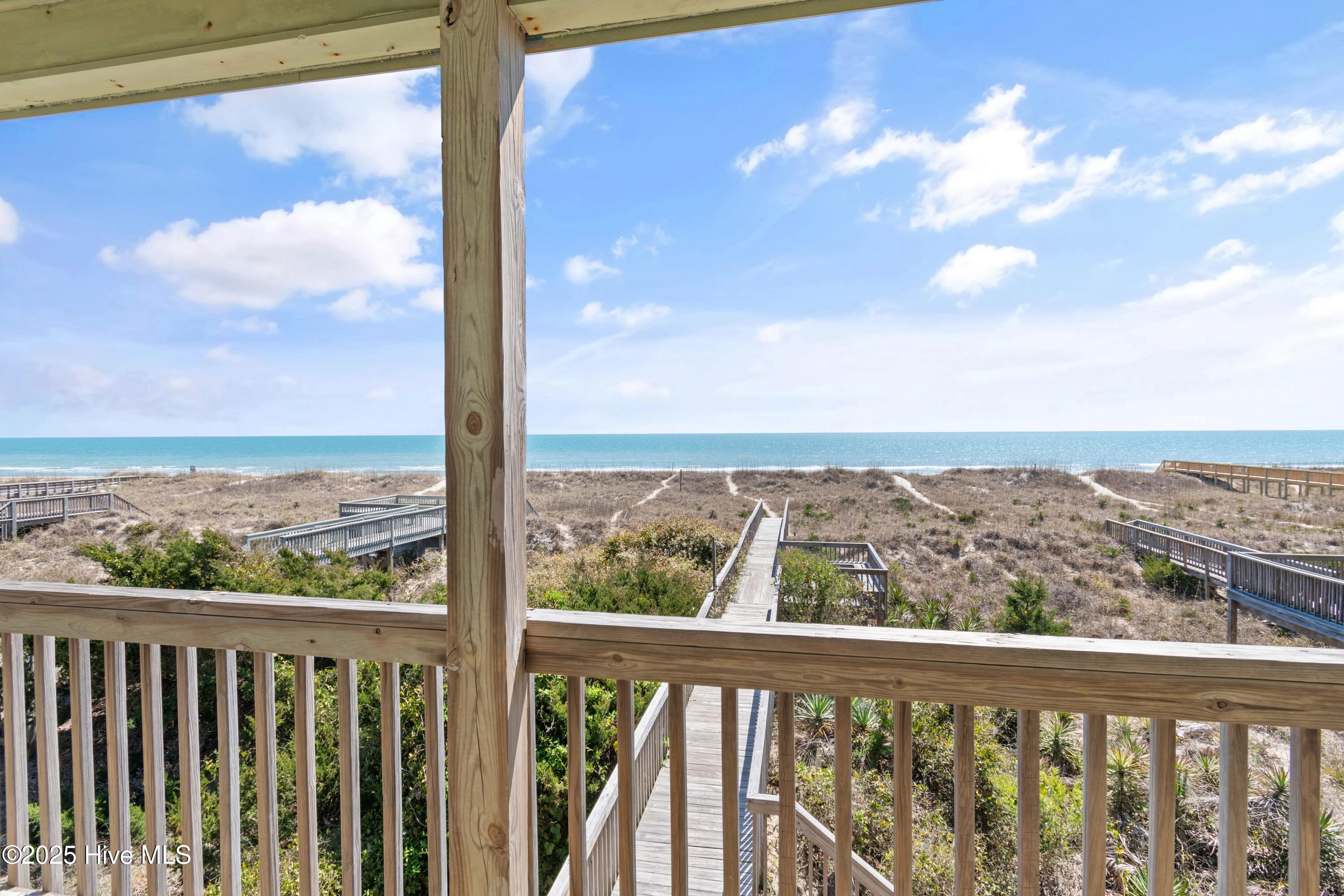 1097 Ocean Boulevard W Property Photo 42