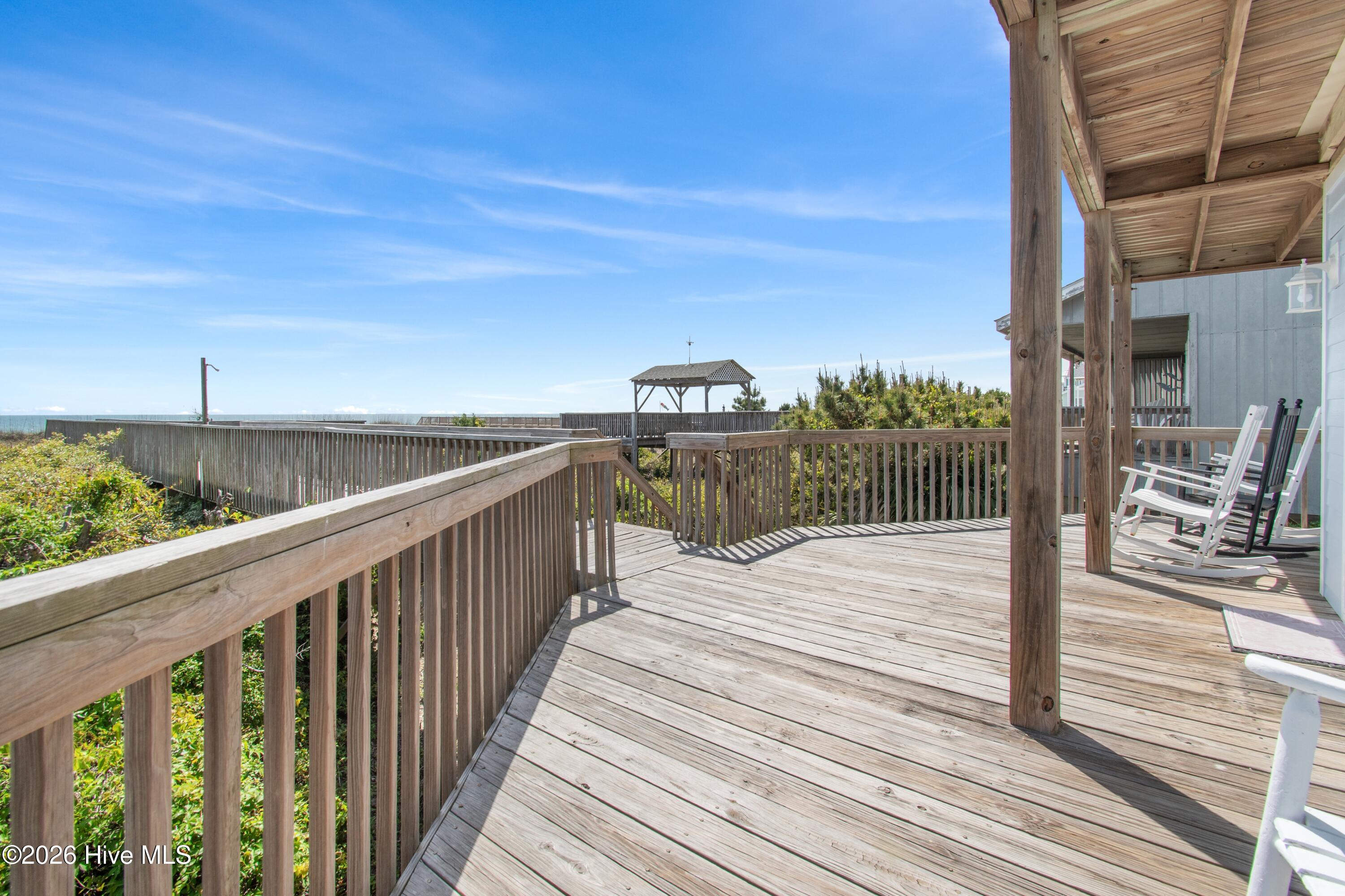 1097 Ocean Boulevard W Property Photo 44