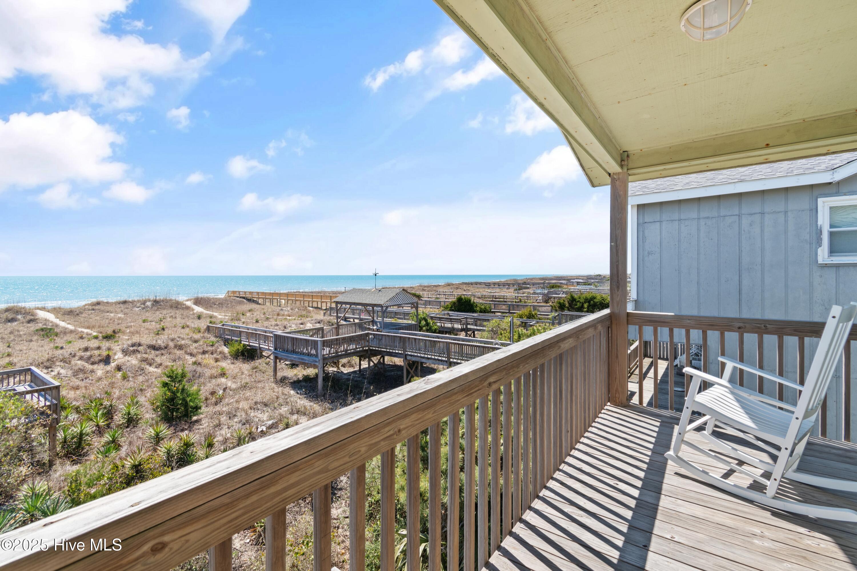 1097 Ocean Boulevard W Property Photo 46