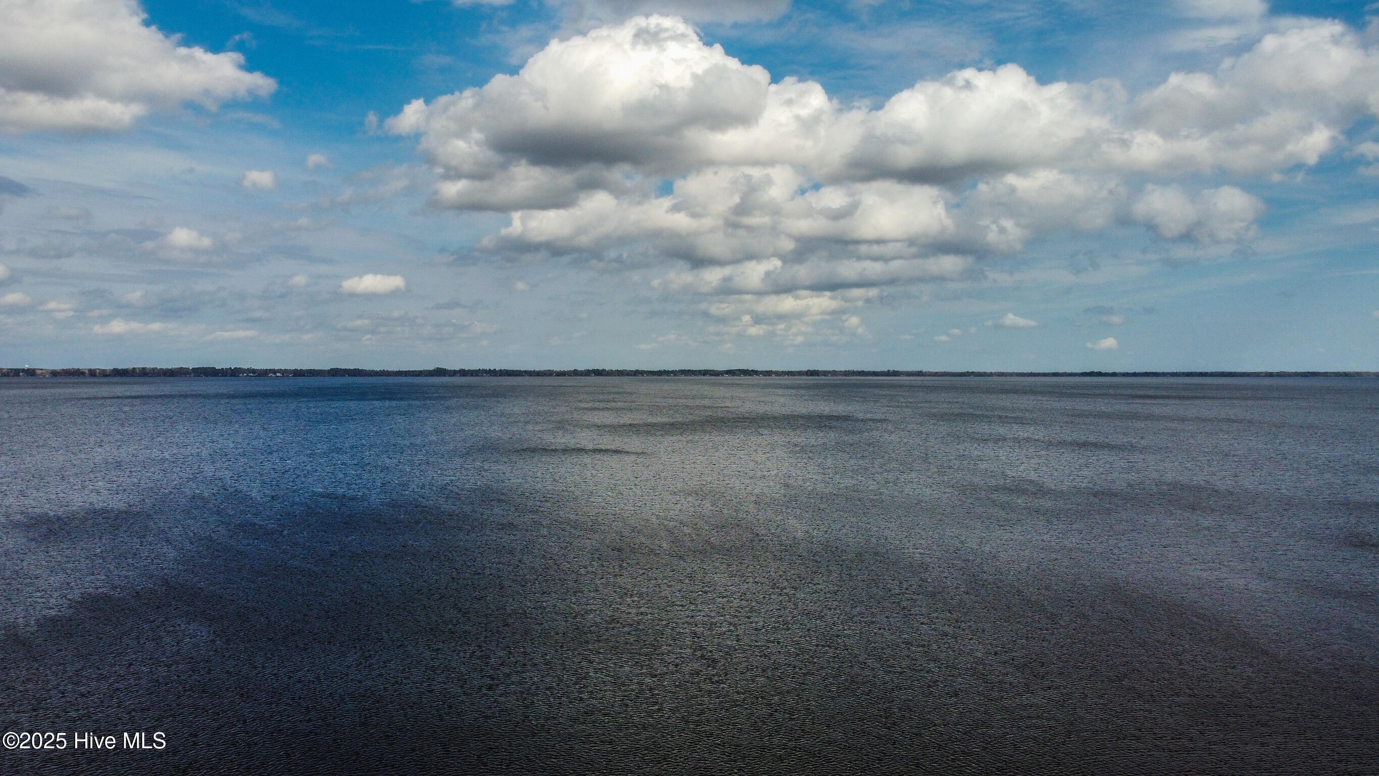 Near 2072 Waccamaw Shores Road Property Photo 4