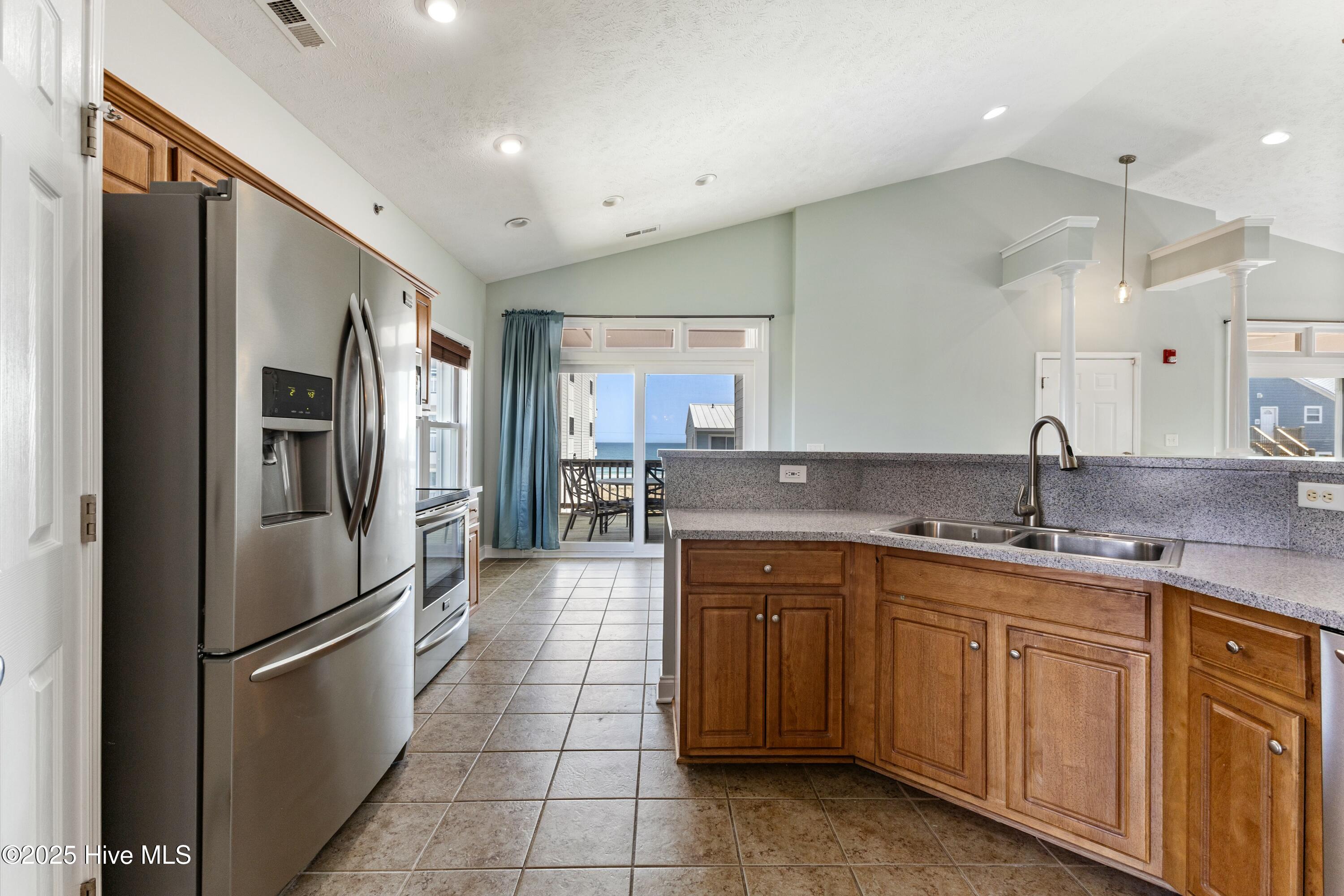 208 Carolina Beach Avenue #300 Property Photo 12