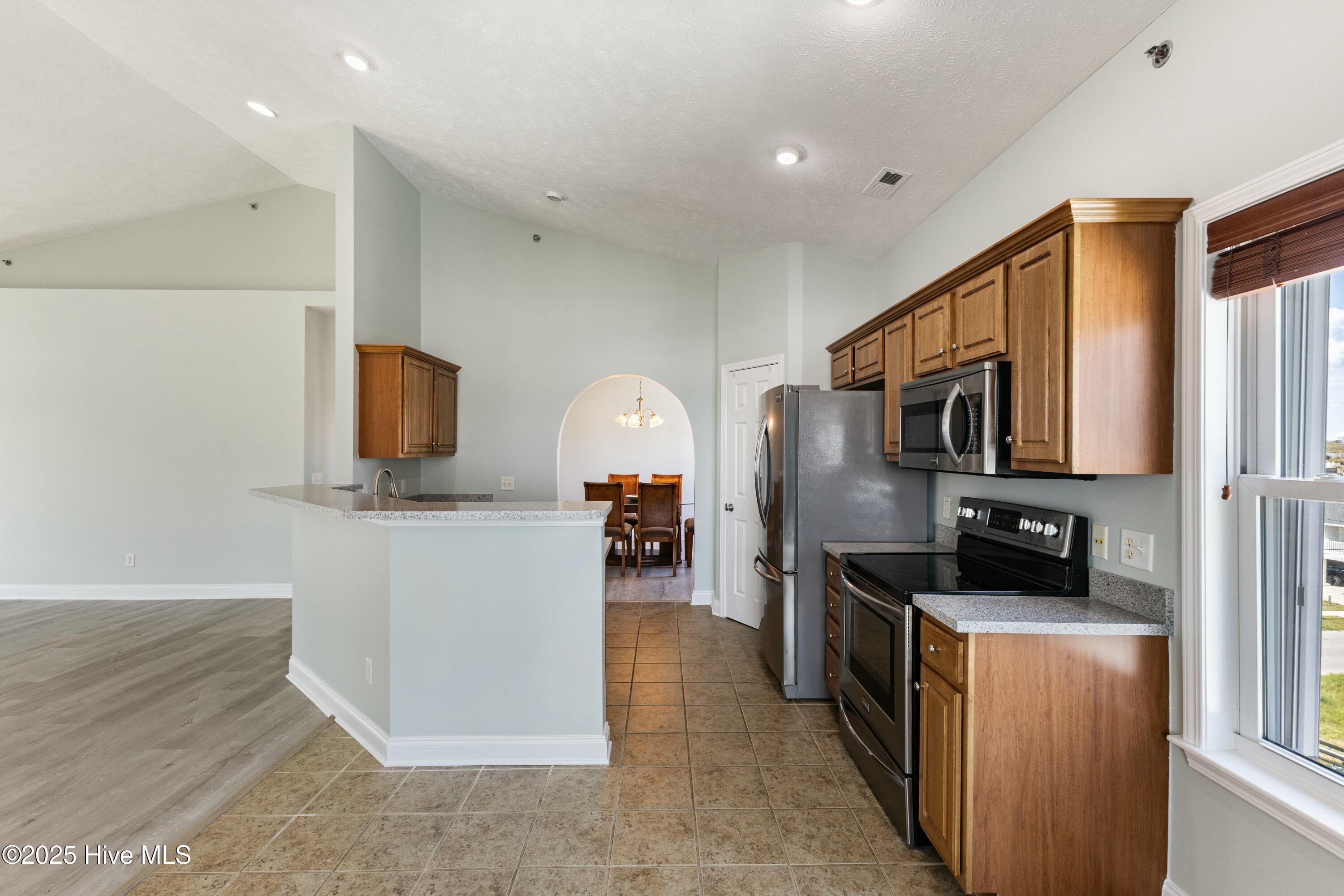 208 Carolina Beach Avenue #300 Property Photo 17