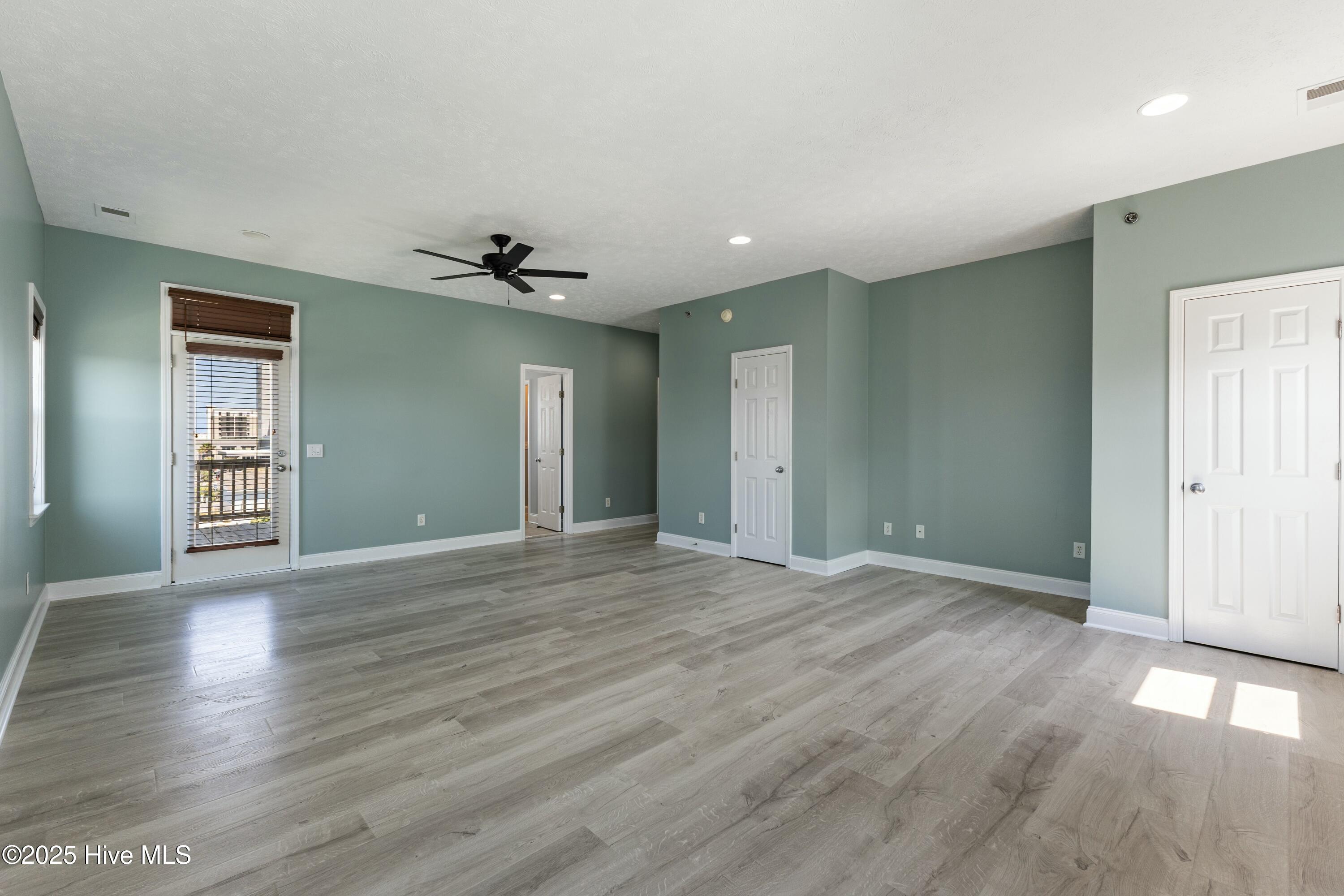 208 Carolina Beach Avenue #300 Property Photo 30