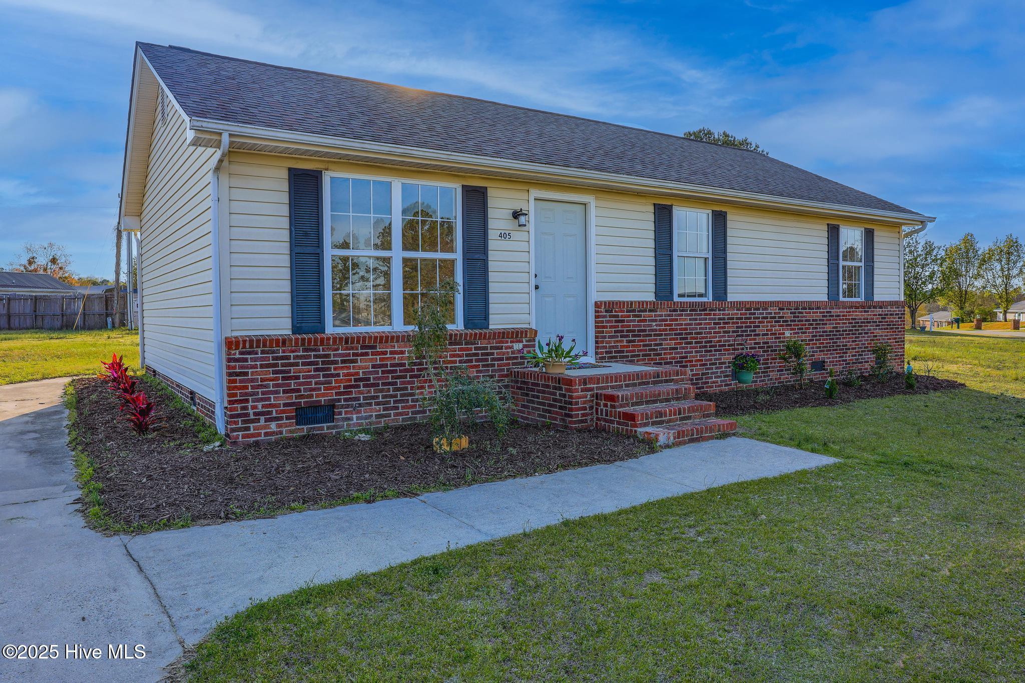 405 Beeler Avenue Property Photo