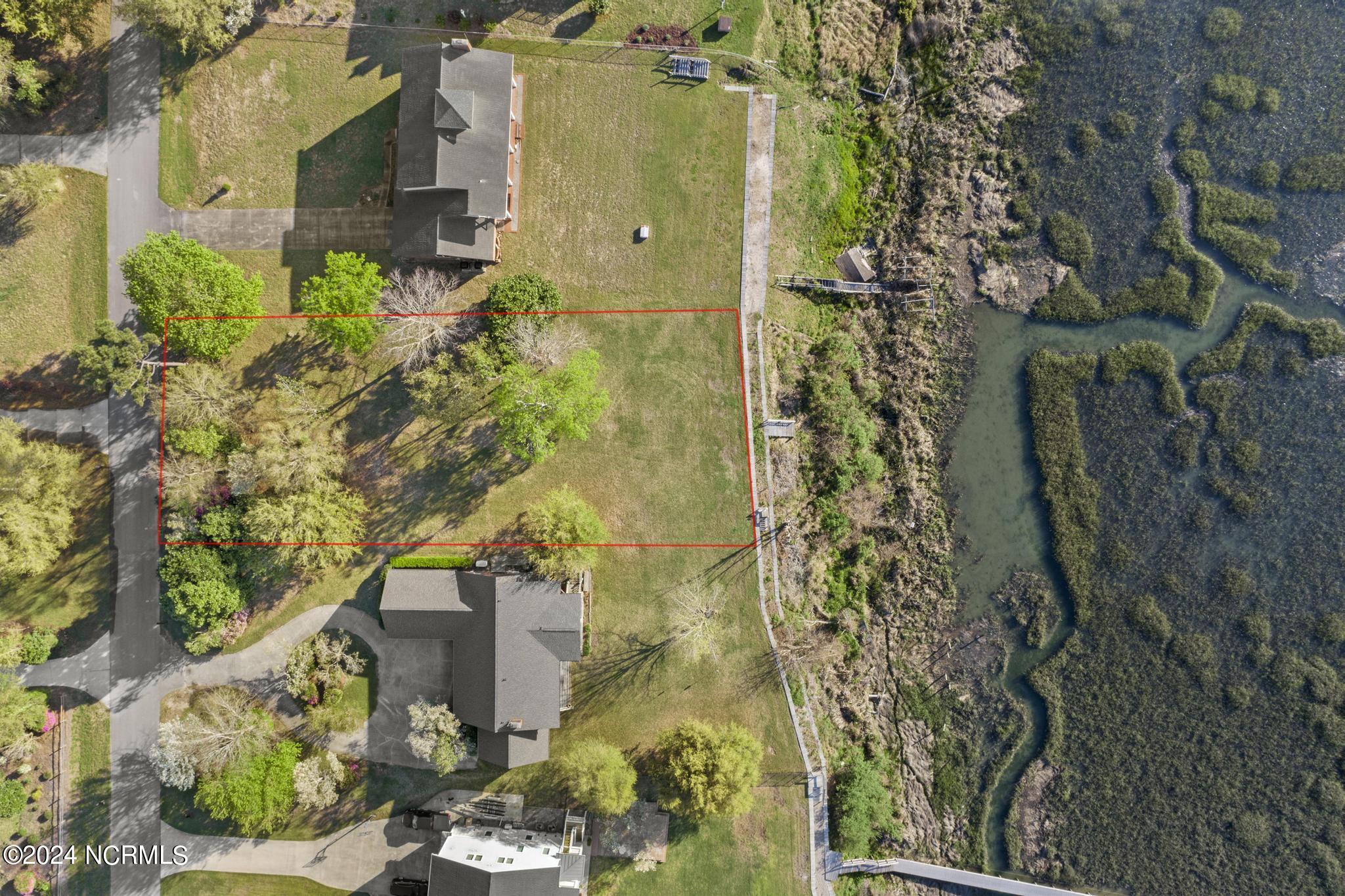 110 Inlet Court Property Photo 1
