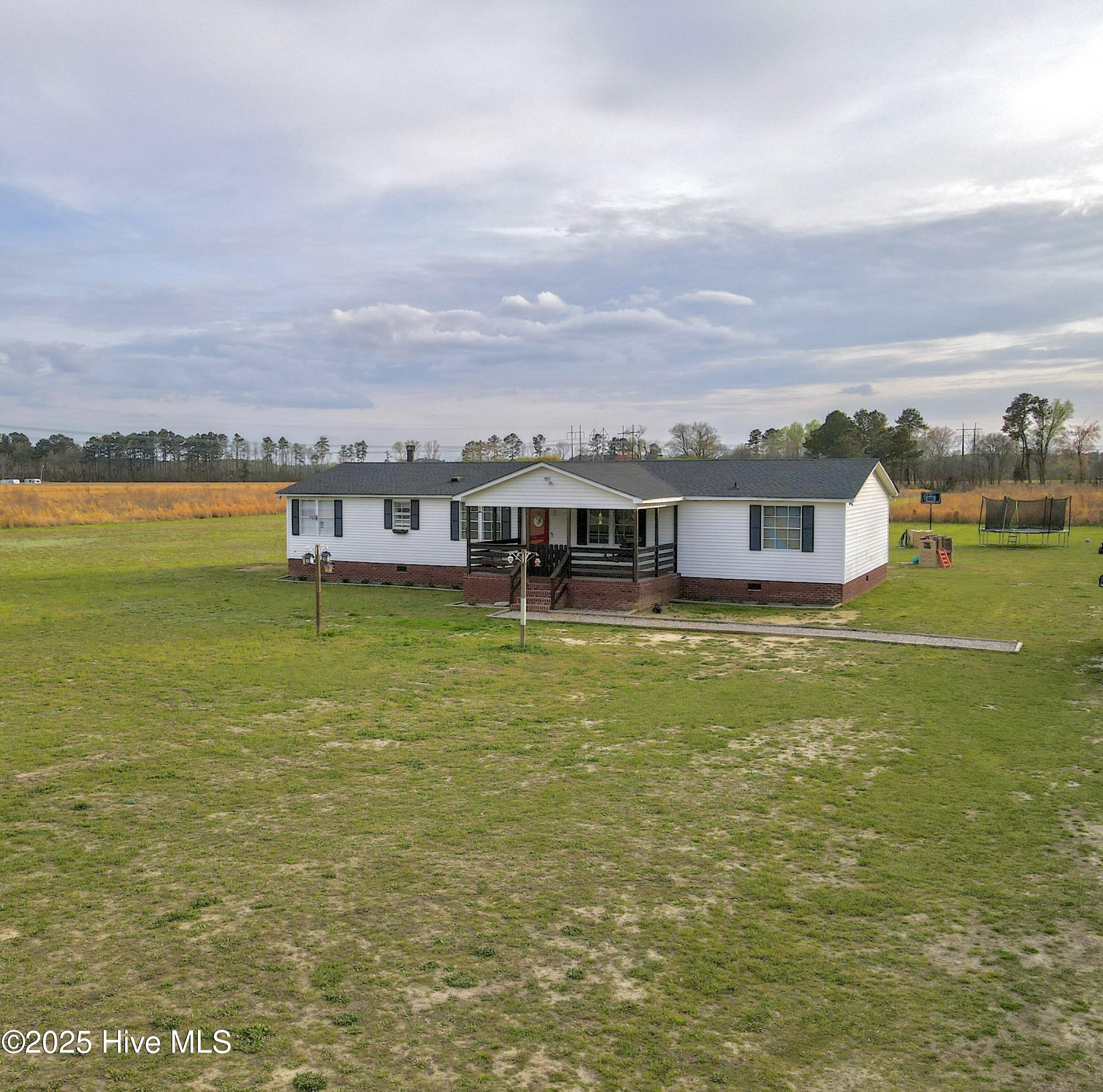 Laurel Hill Real Estate Listings Main Image