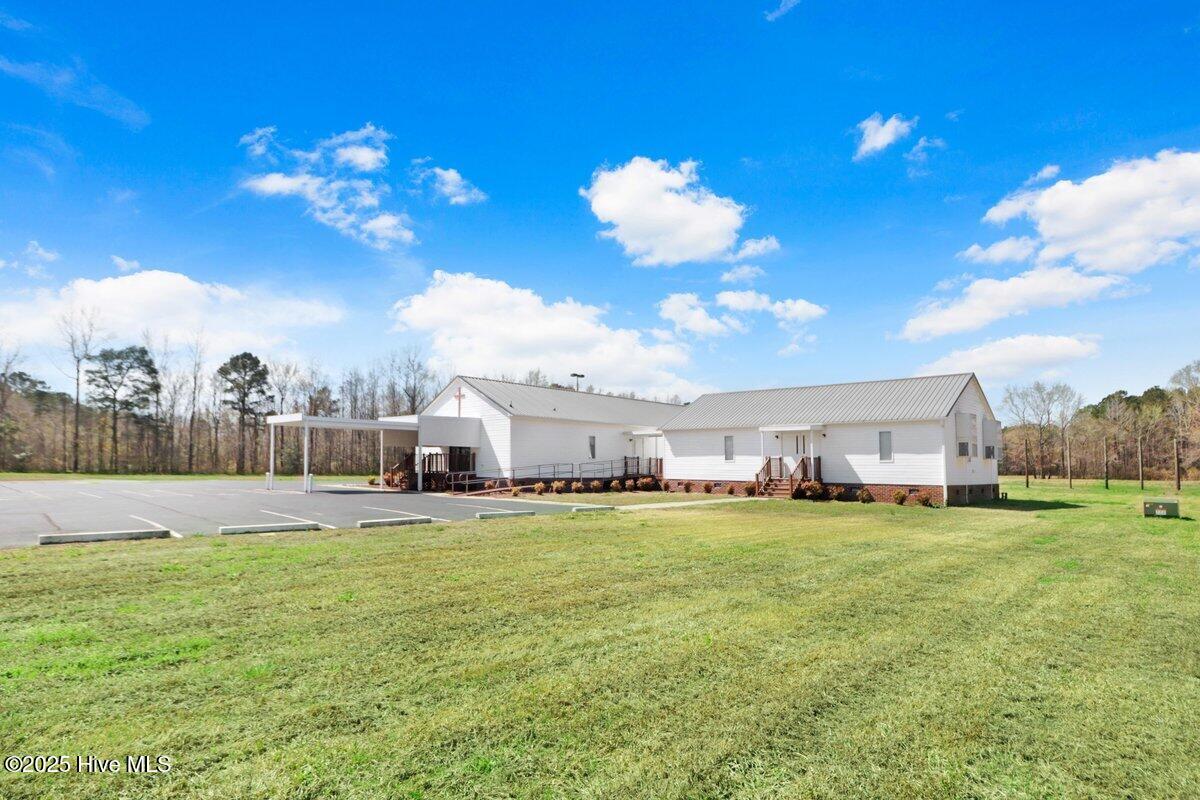 3806 Us-258 Property Photo 9